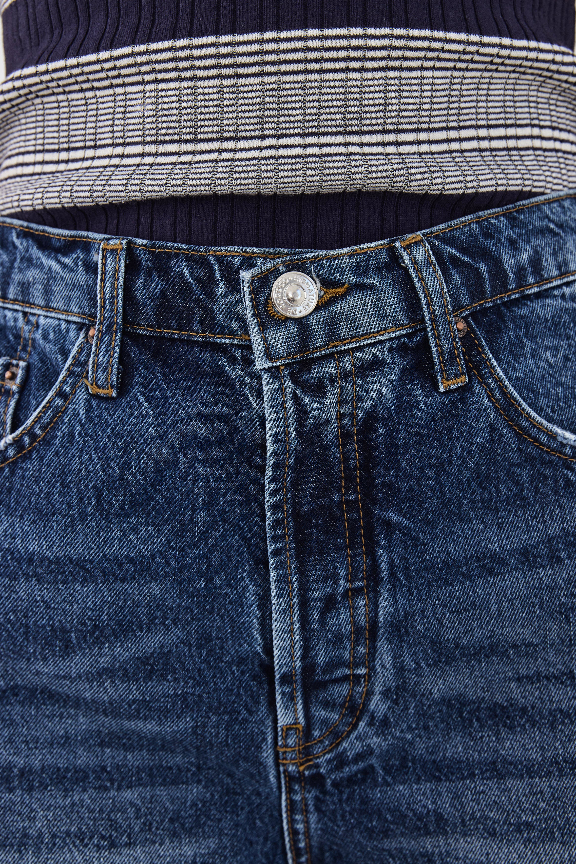 Baggy Denim Shorts - Image 8
