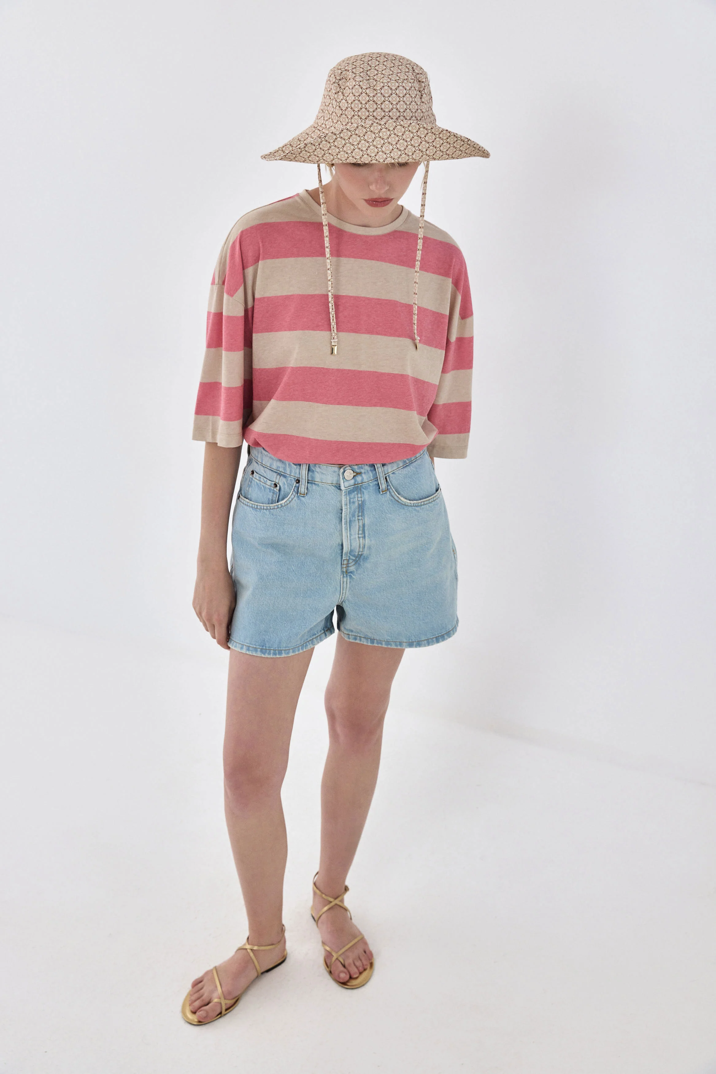 Baggy Denim Shorts - Image 3