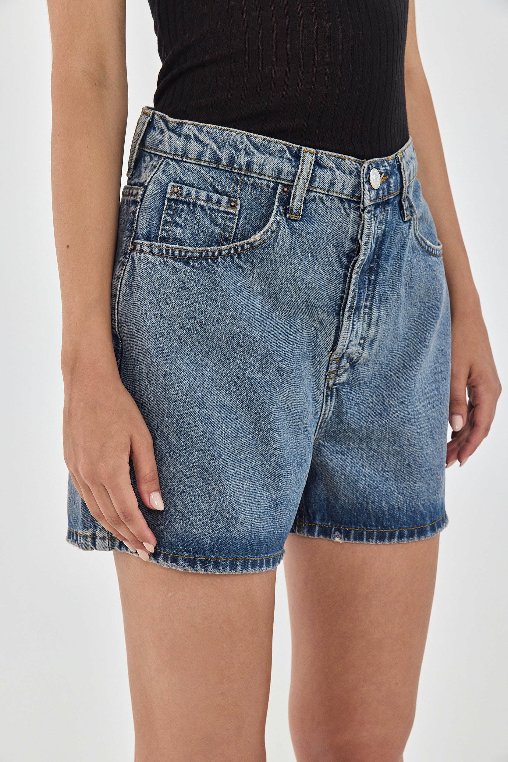 Baggy Denim Shorts - Image 6