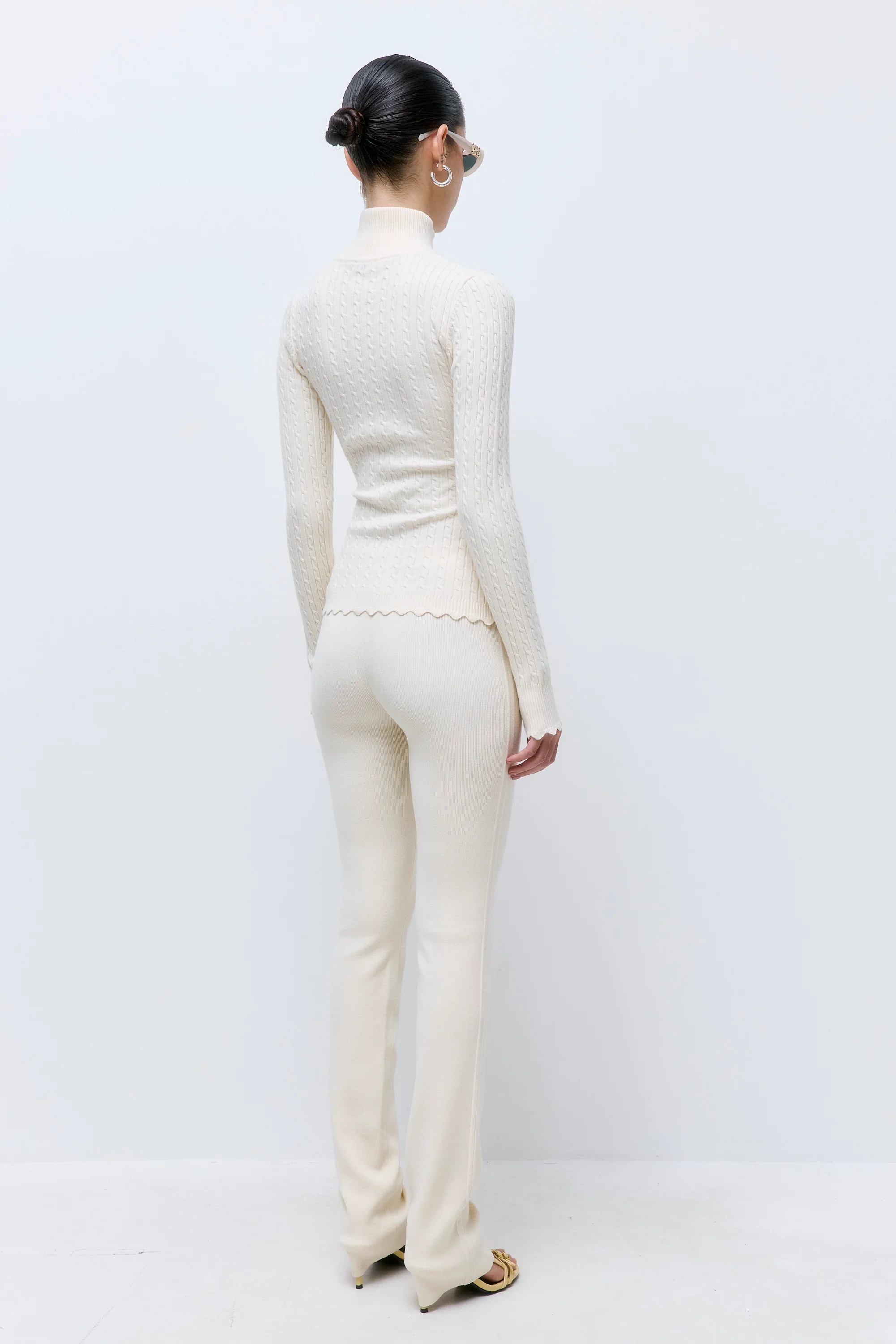Fitted Cable Knit Cardigan - Image 5