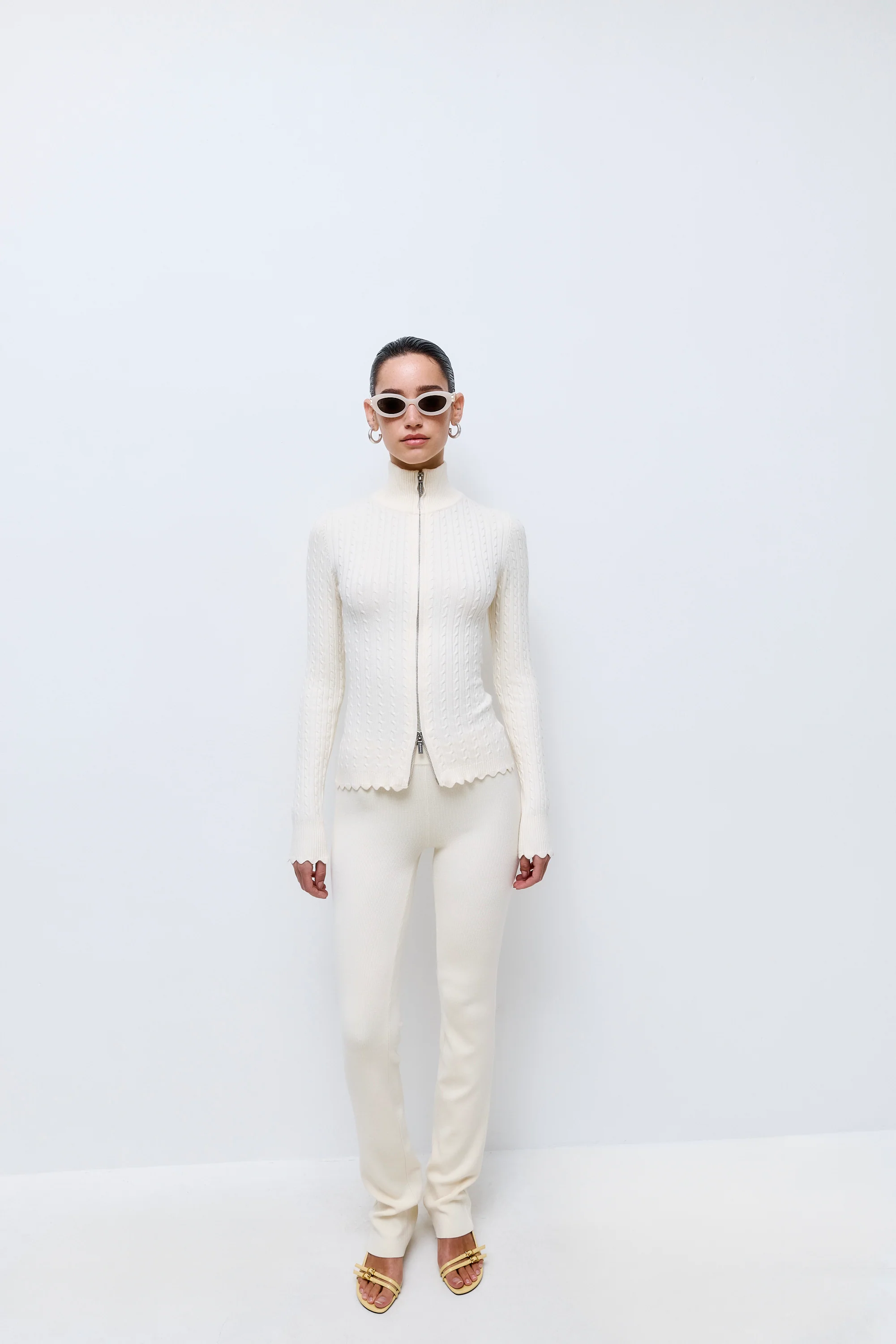 Fitted Cable Knit Cardigan - Image 7