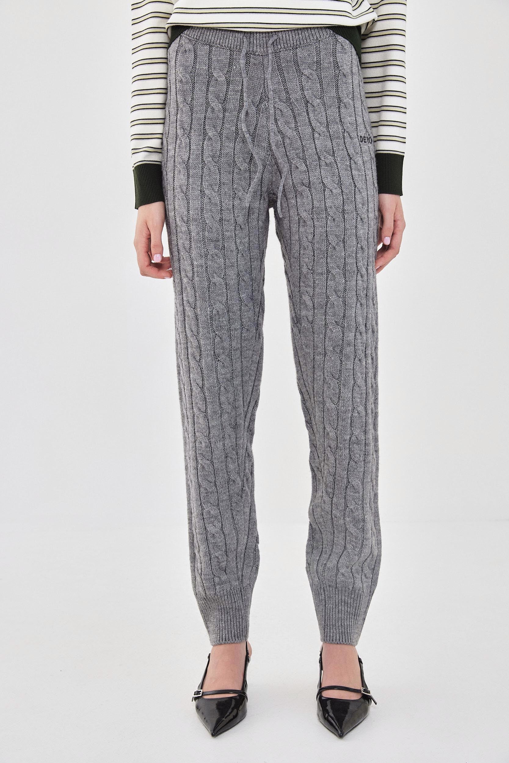 Cable-Knit Jogger - Image 2