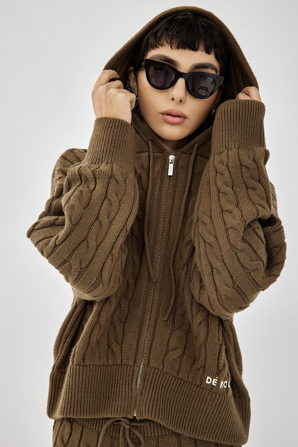 Cable-Knit Zipped Sweater - Image 6