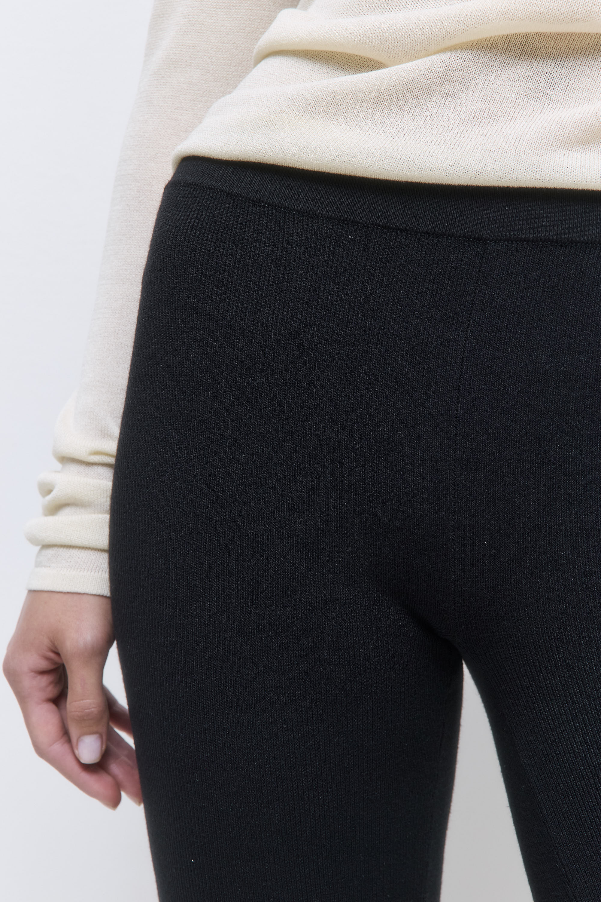 Capri Ribbed Leggings - Image 6