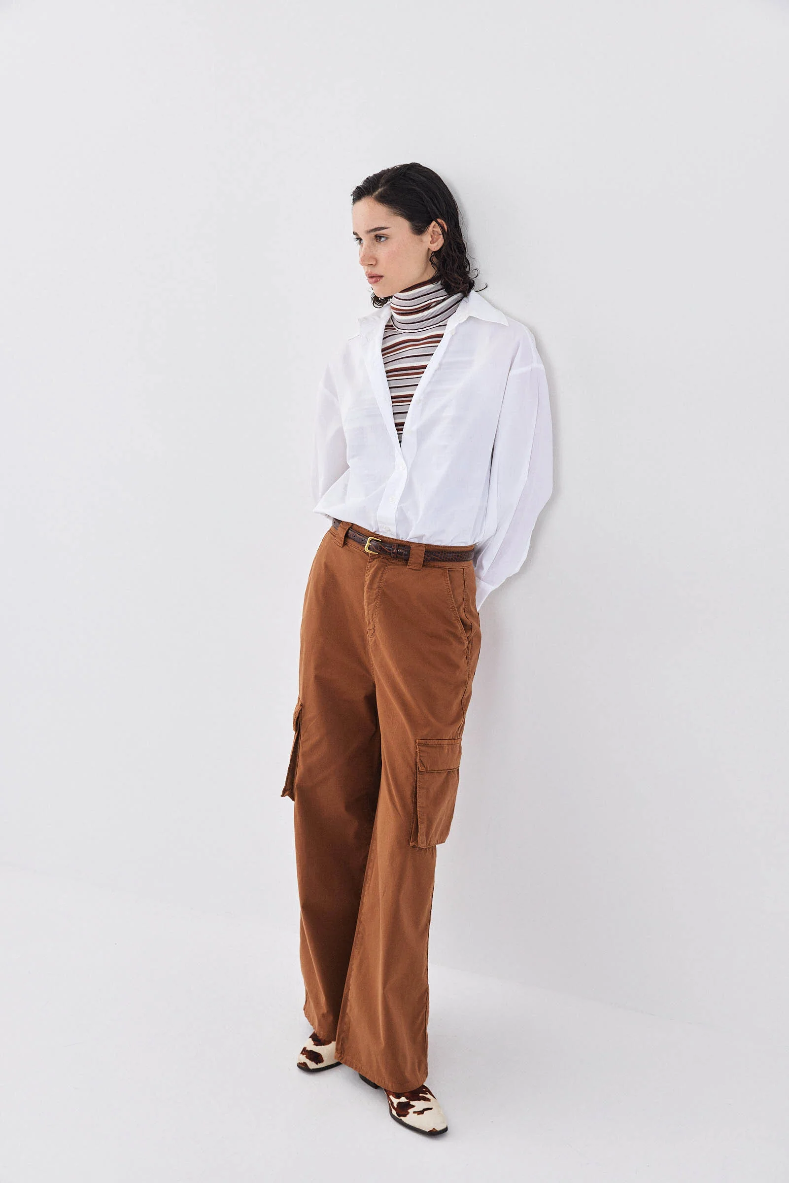 High Waisted Cargo Pants - Image 3