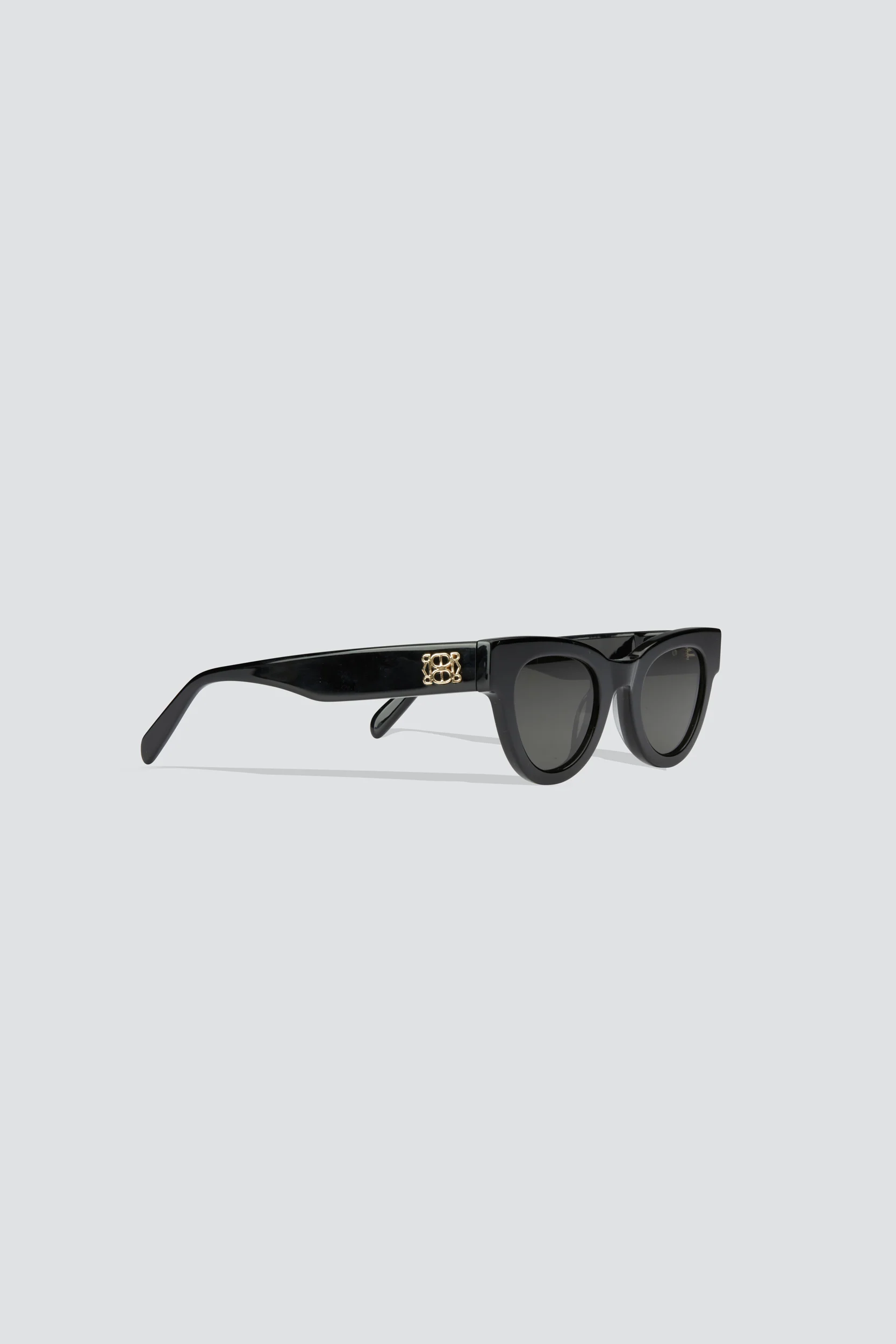 Cat-Eye Sunglasses - Image 6