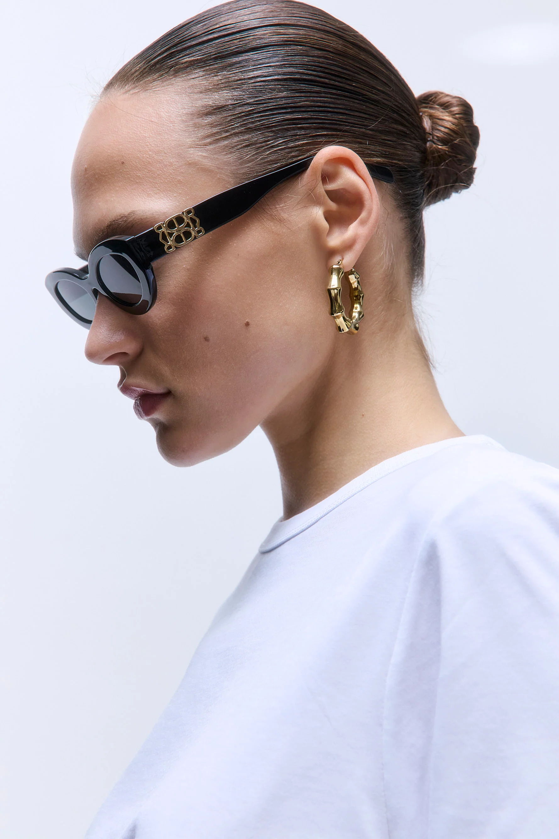 Oval Sunglasses - Image 4