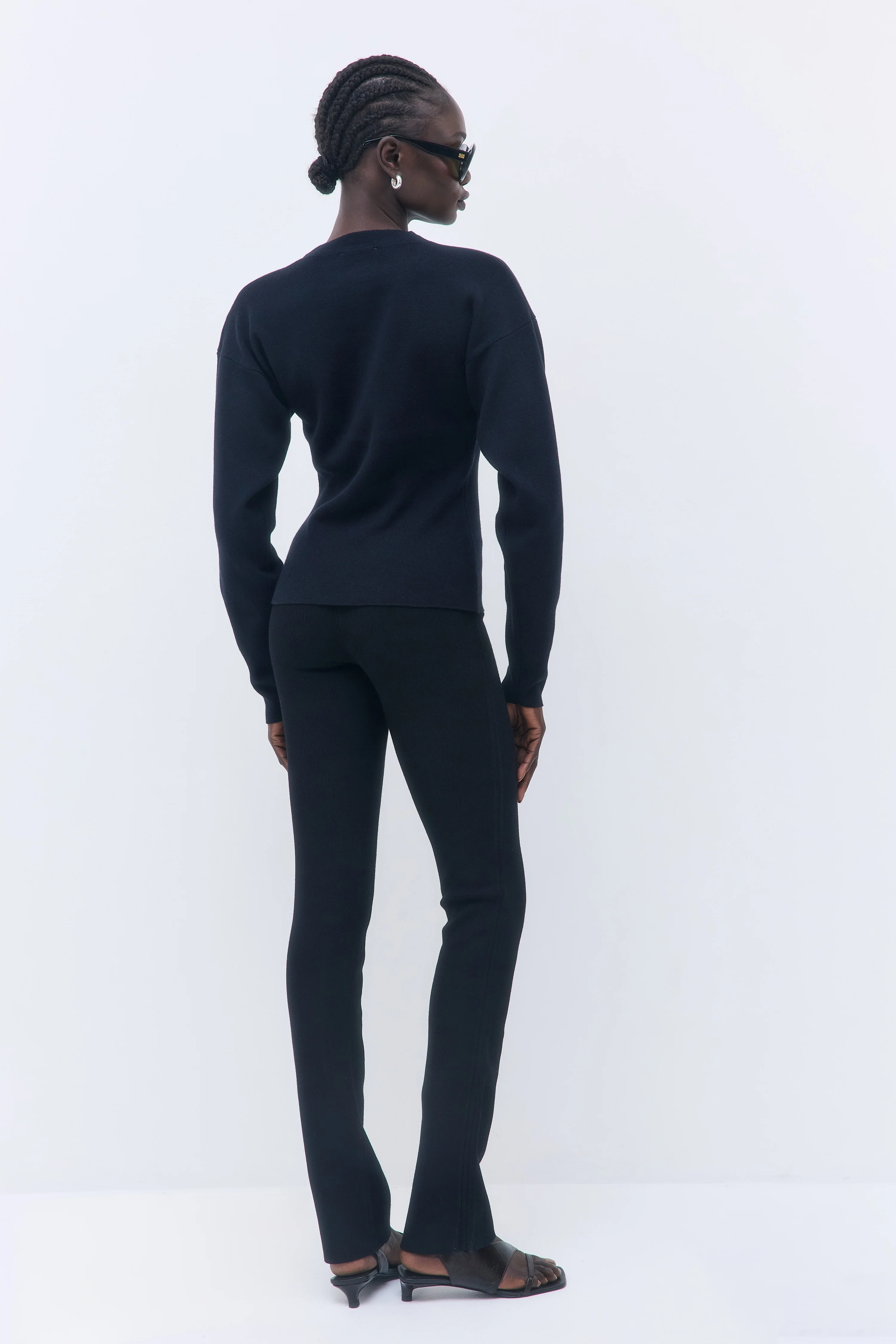 Cinched V Neck Cardigan - Image 5