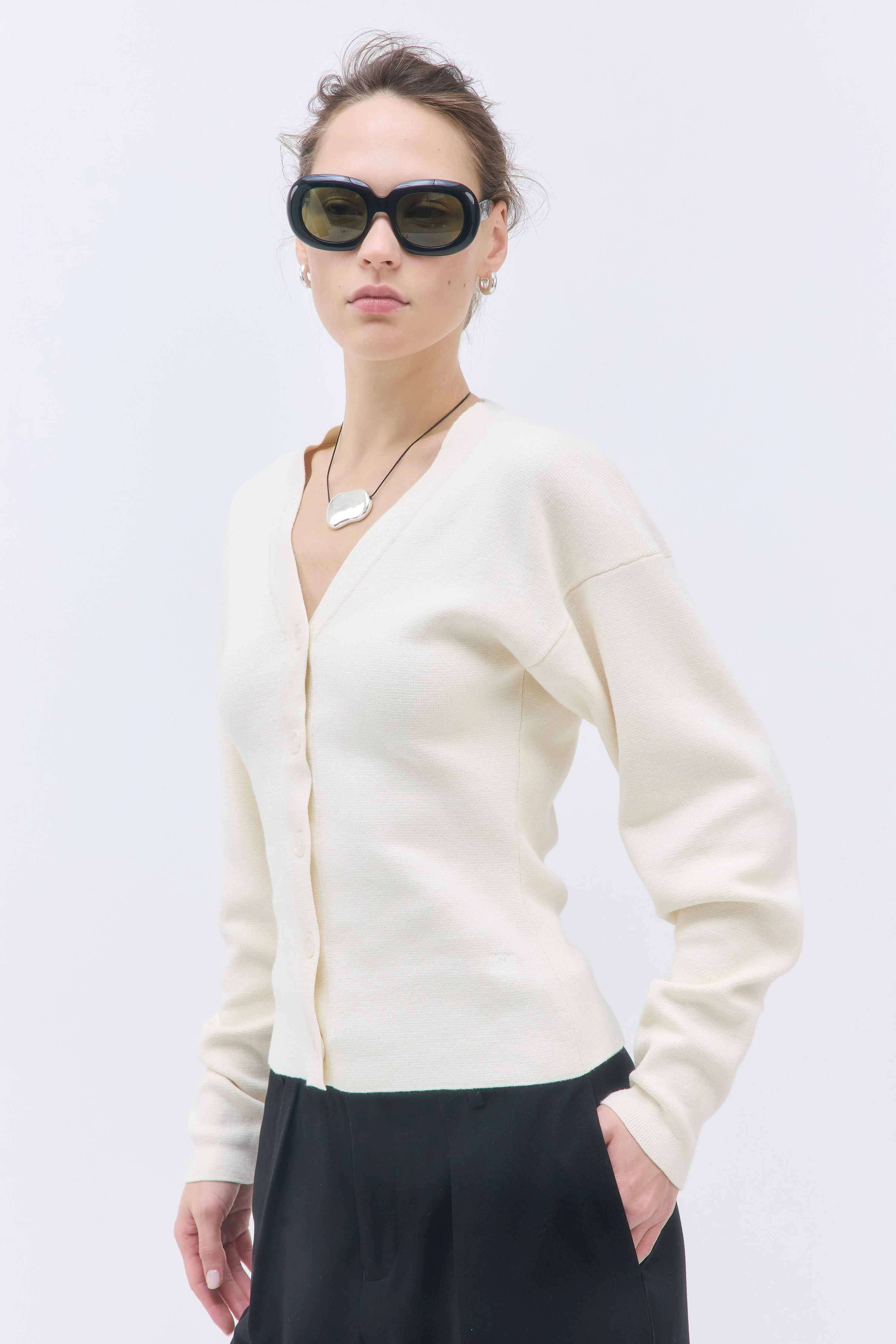 Cinched V Neck Cardigan - Image 4