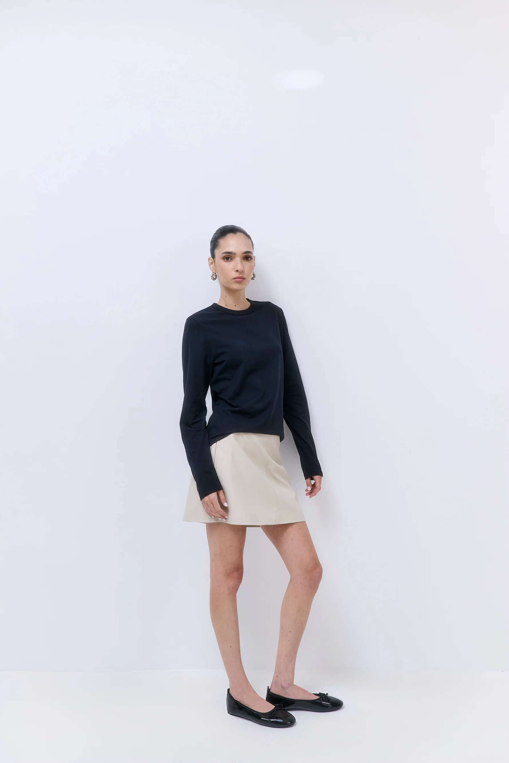Classic Long Sleeved T Shirt - Image 3