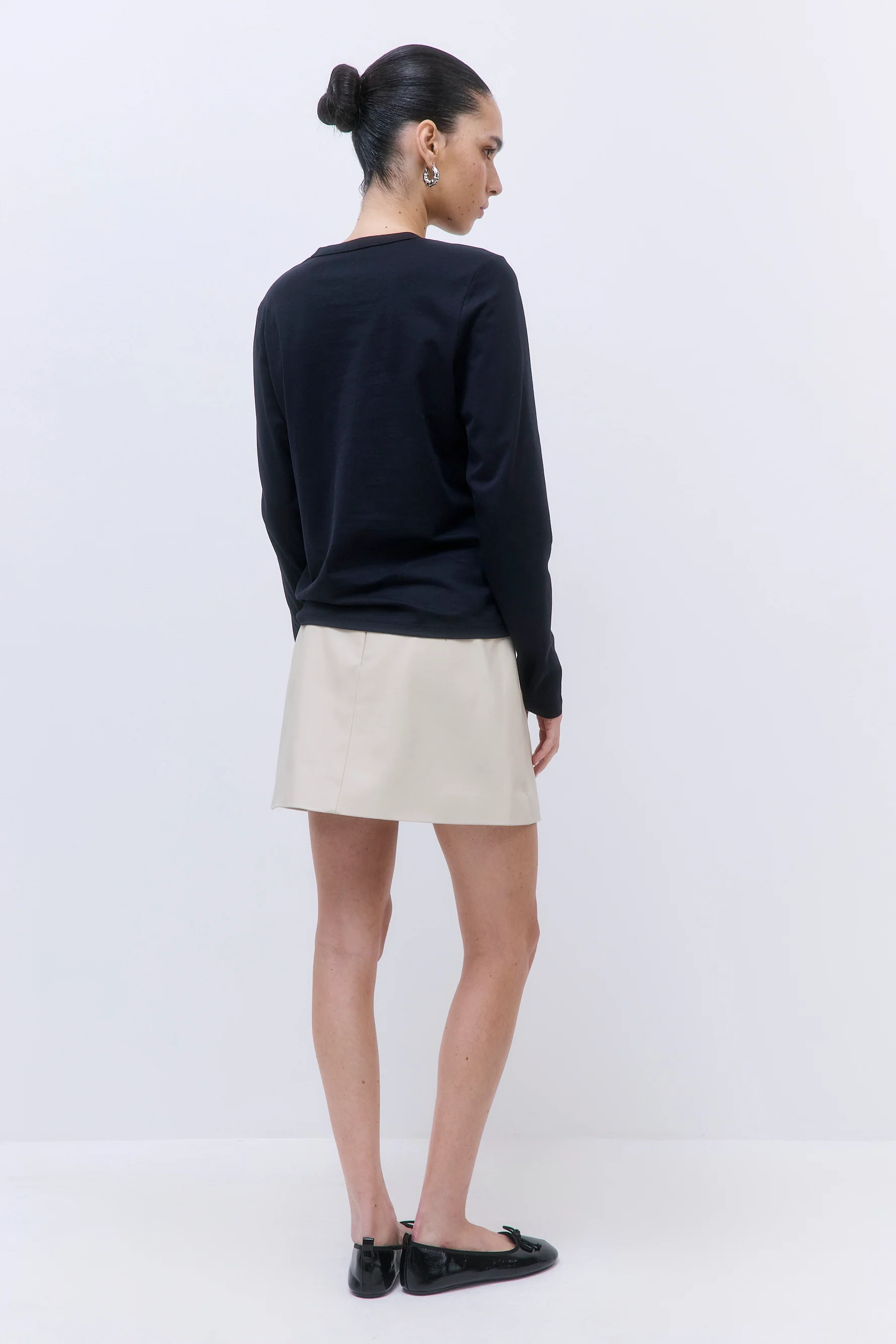 Classic Long Sleeved T Shirt - Image 6