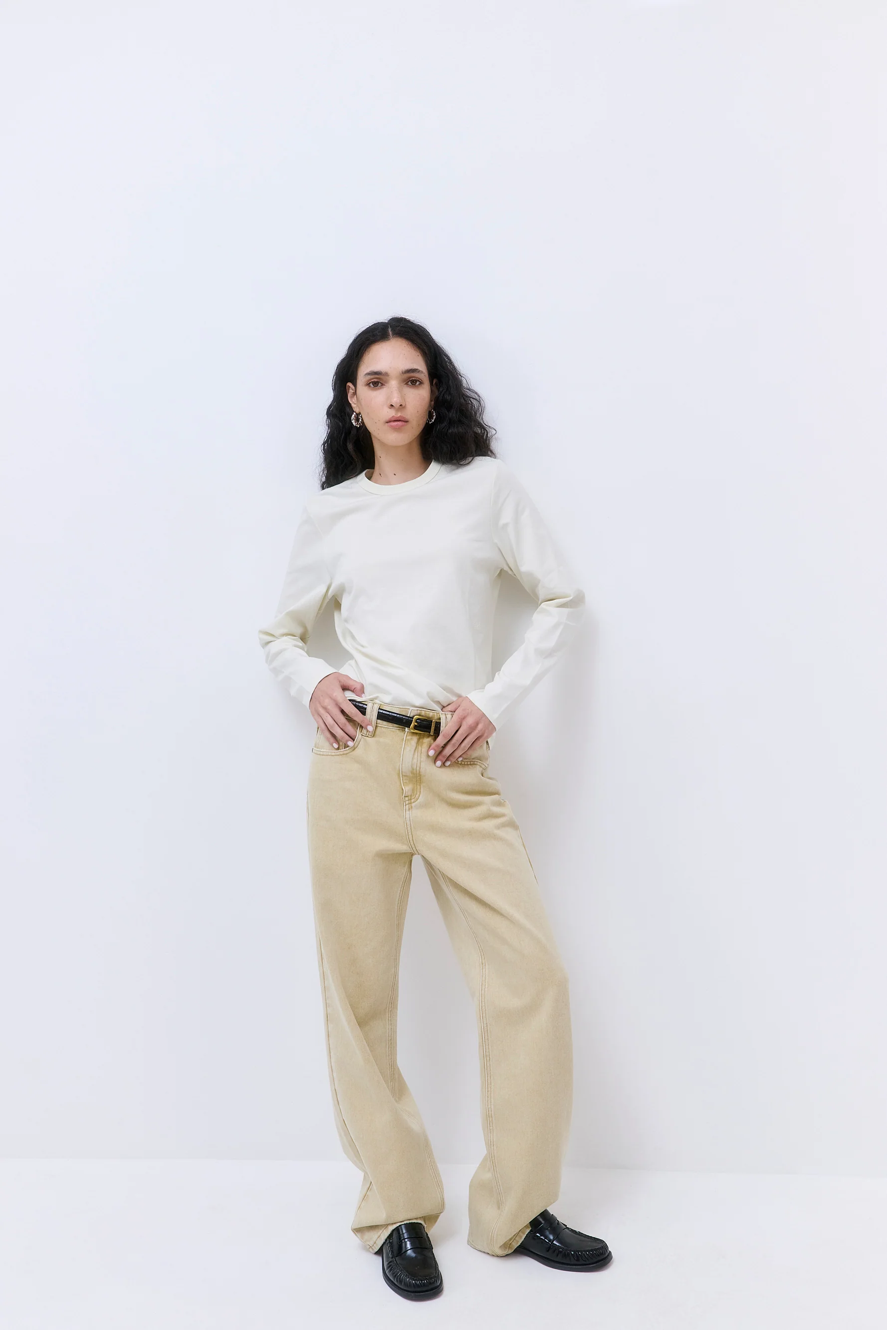 Classic Long Sleeved T Shirt - Image 3