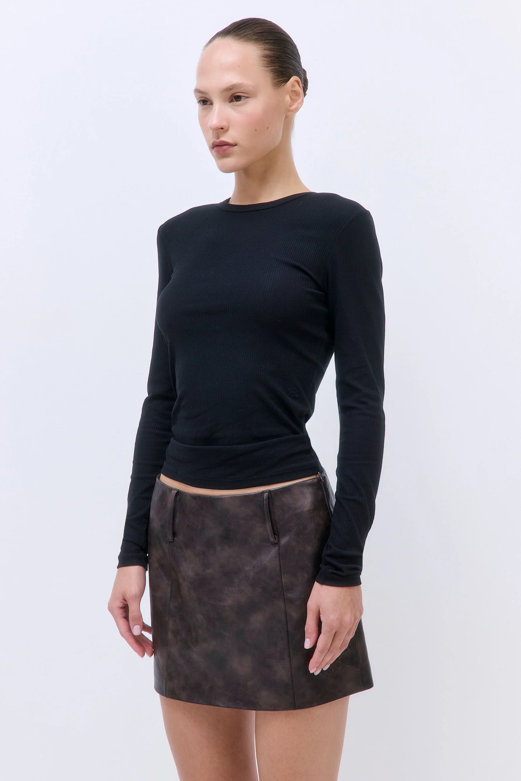 Classic Ribbed Fitted Long Sleeved T Shirt - Image 4
