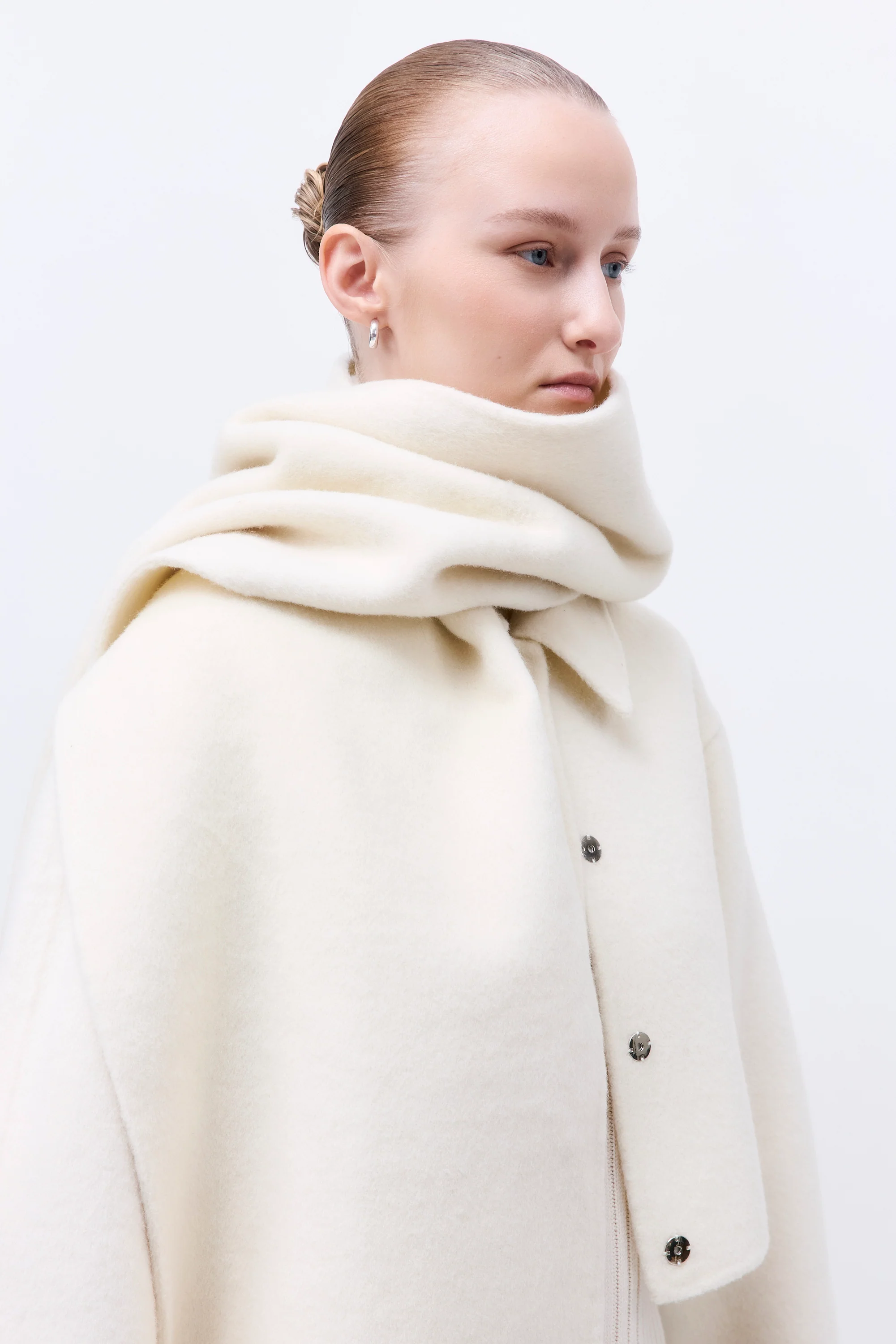 Classic Double Wool Scarf - Image 6