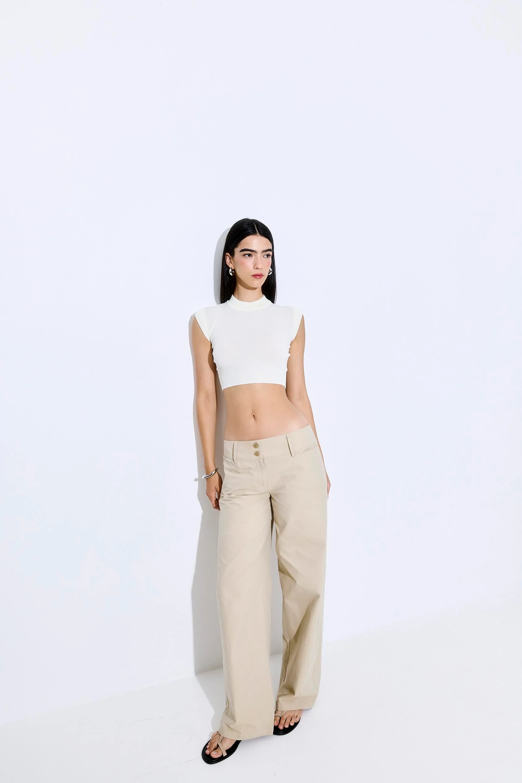 Cropped Sheer Sleeveless Knit - Image 3