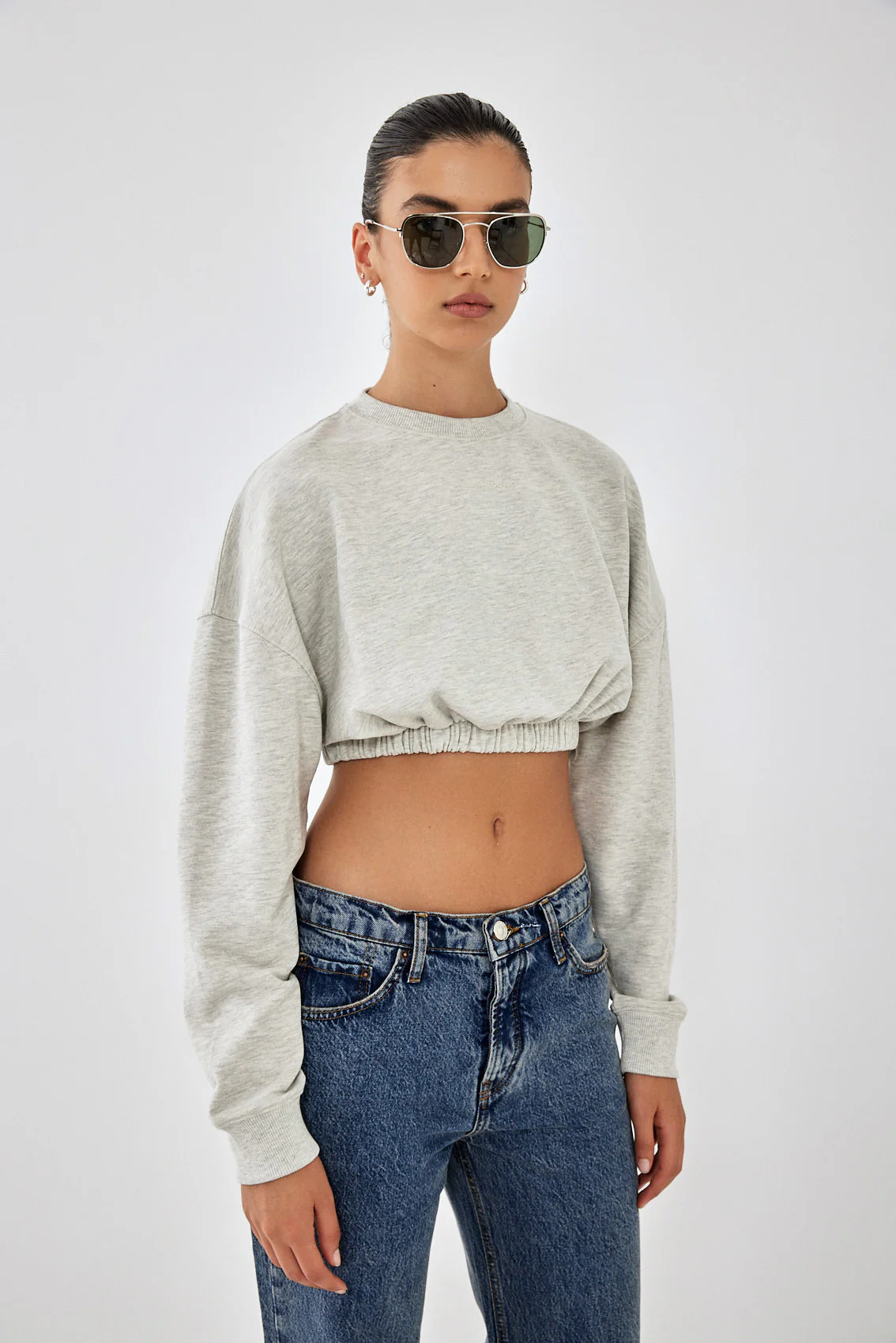 Cropped Sweatshirt - Image 4