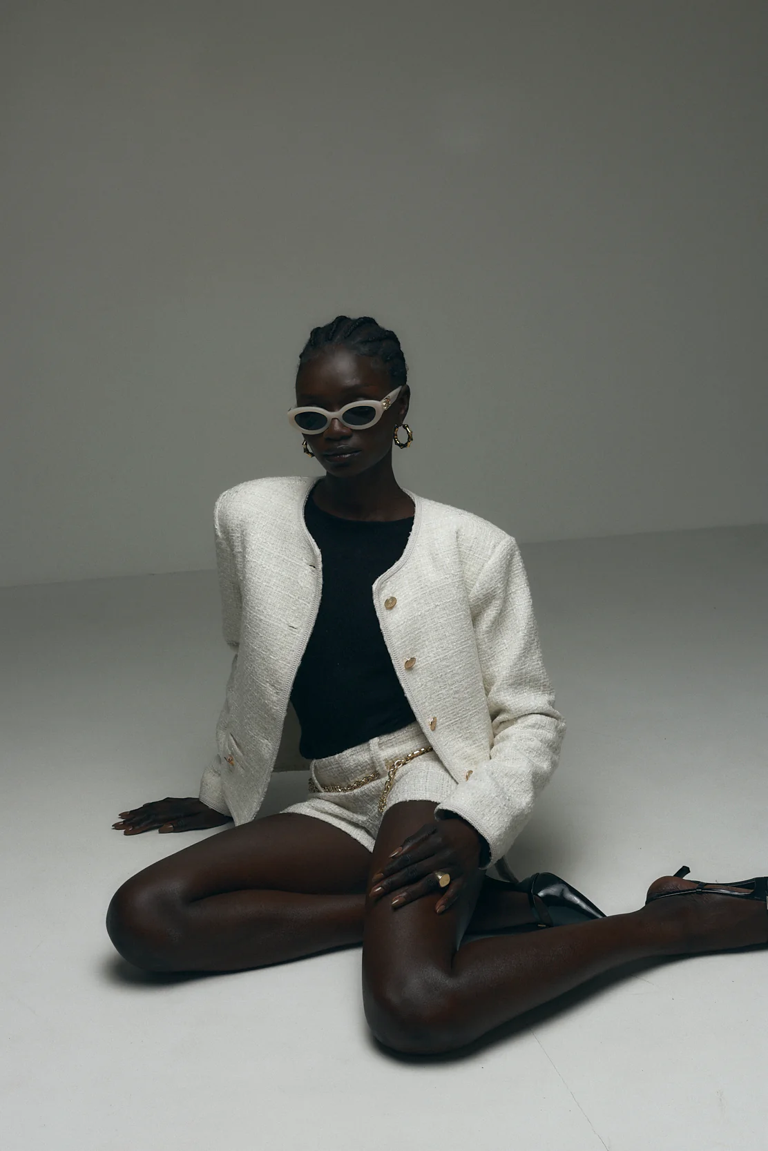 Cropped Tweed Jacket - Image 3