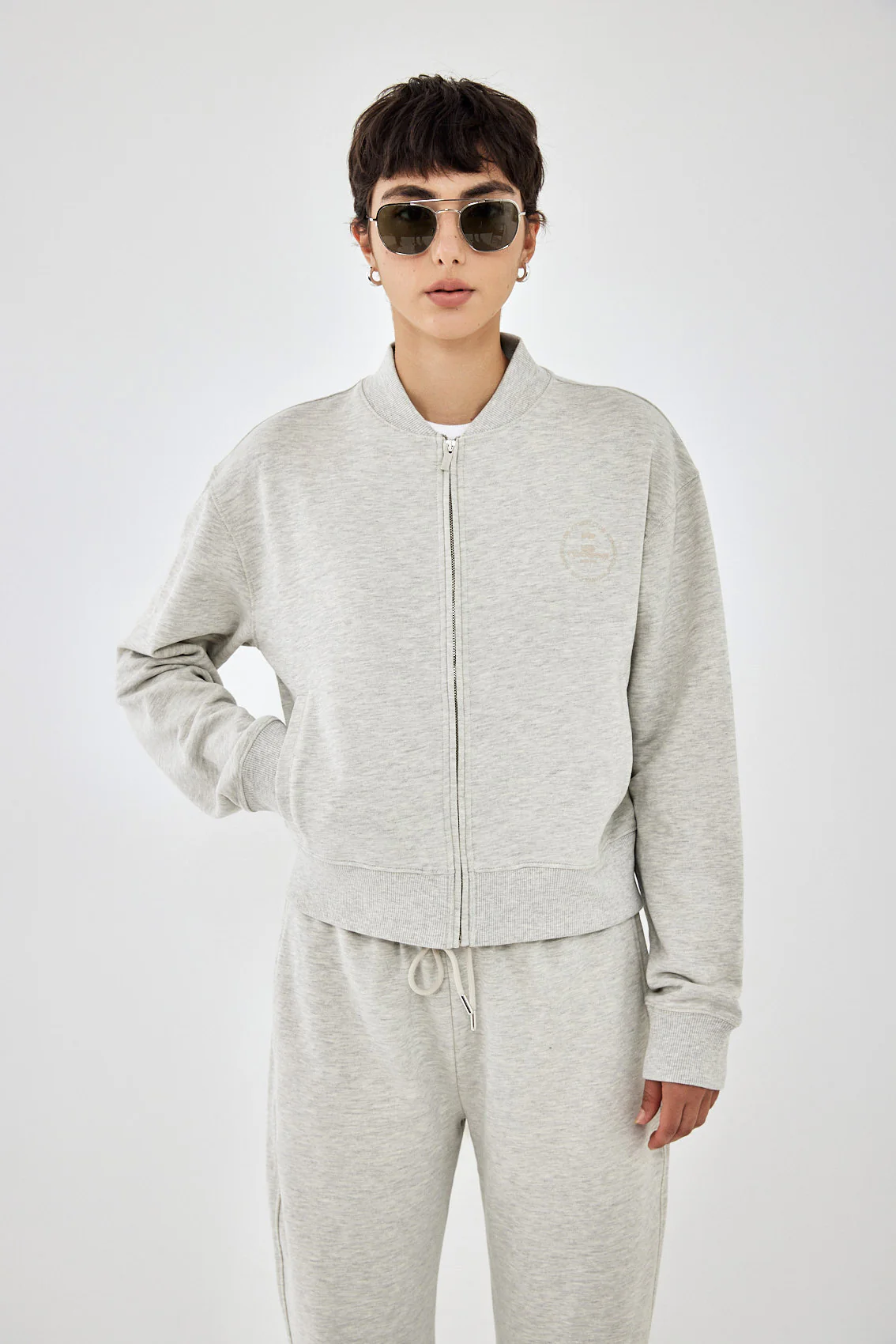 Cropped Zipped Sweatshirt