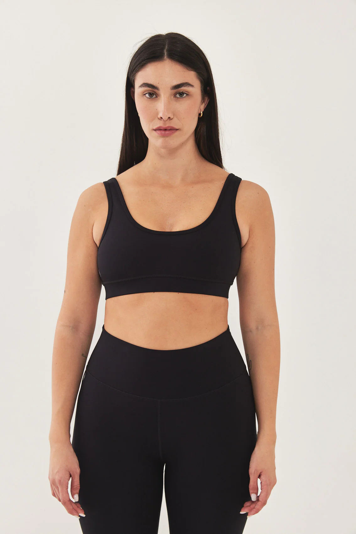 Dé Round Neck Bra - Image 8
