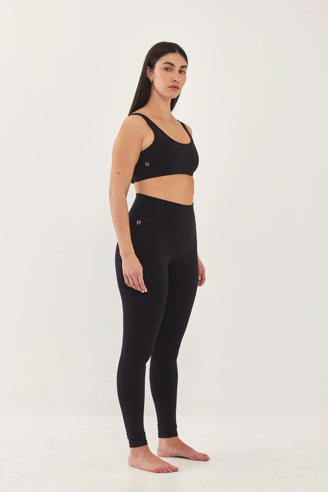 Dรฉ Round Neck Bra - Image 12