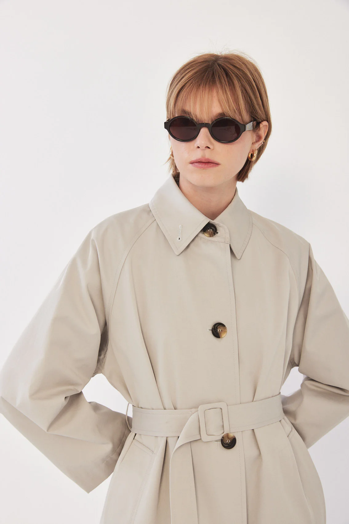 Dé Trench Coat - Image 3