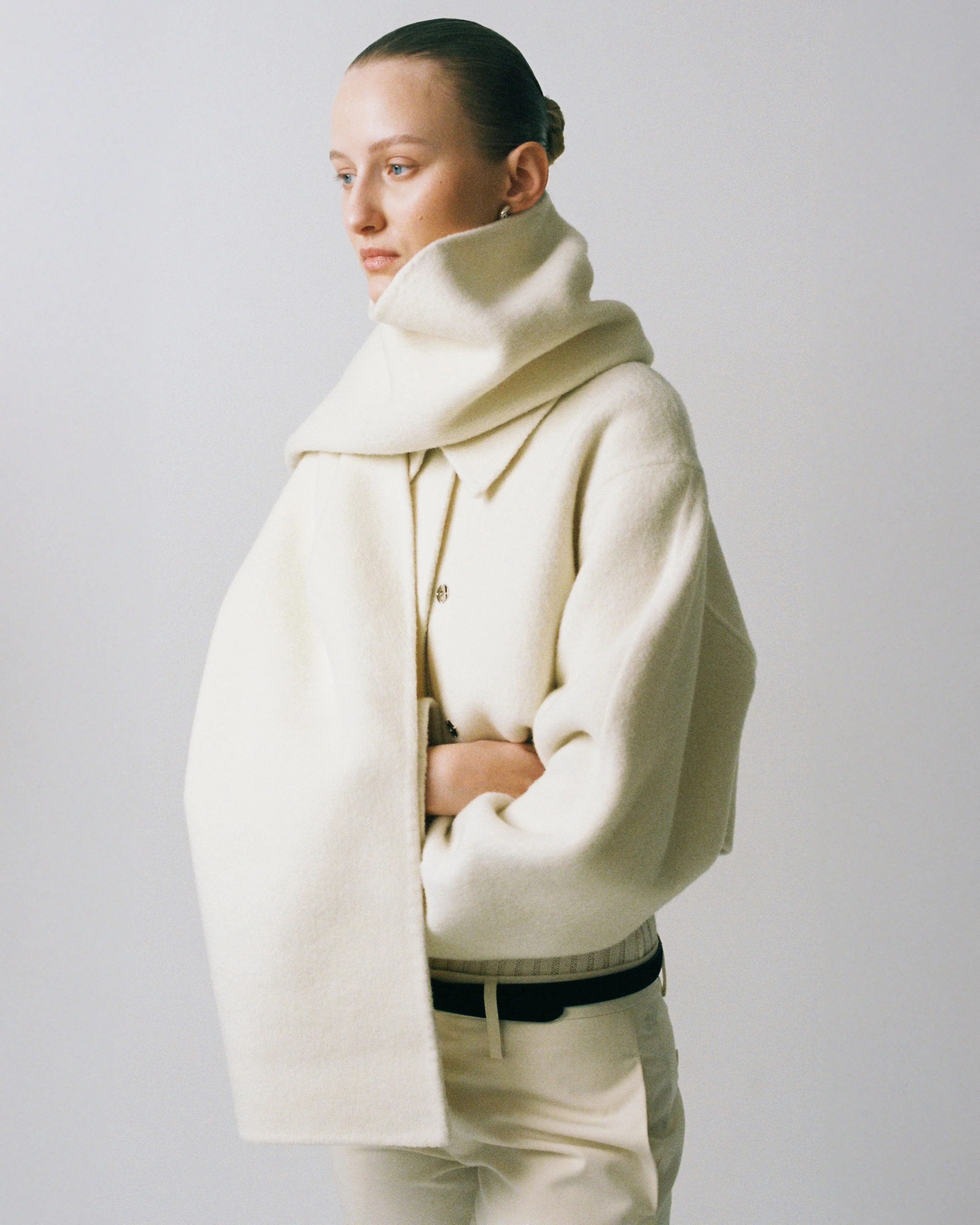 Double Wool Cropped Jacket - Image 9