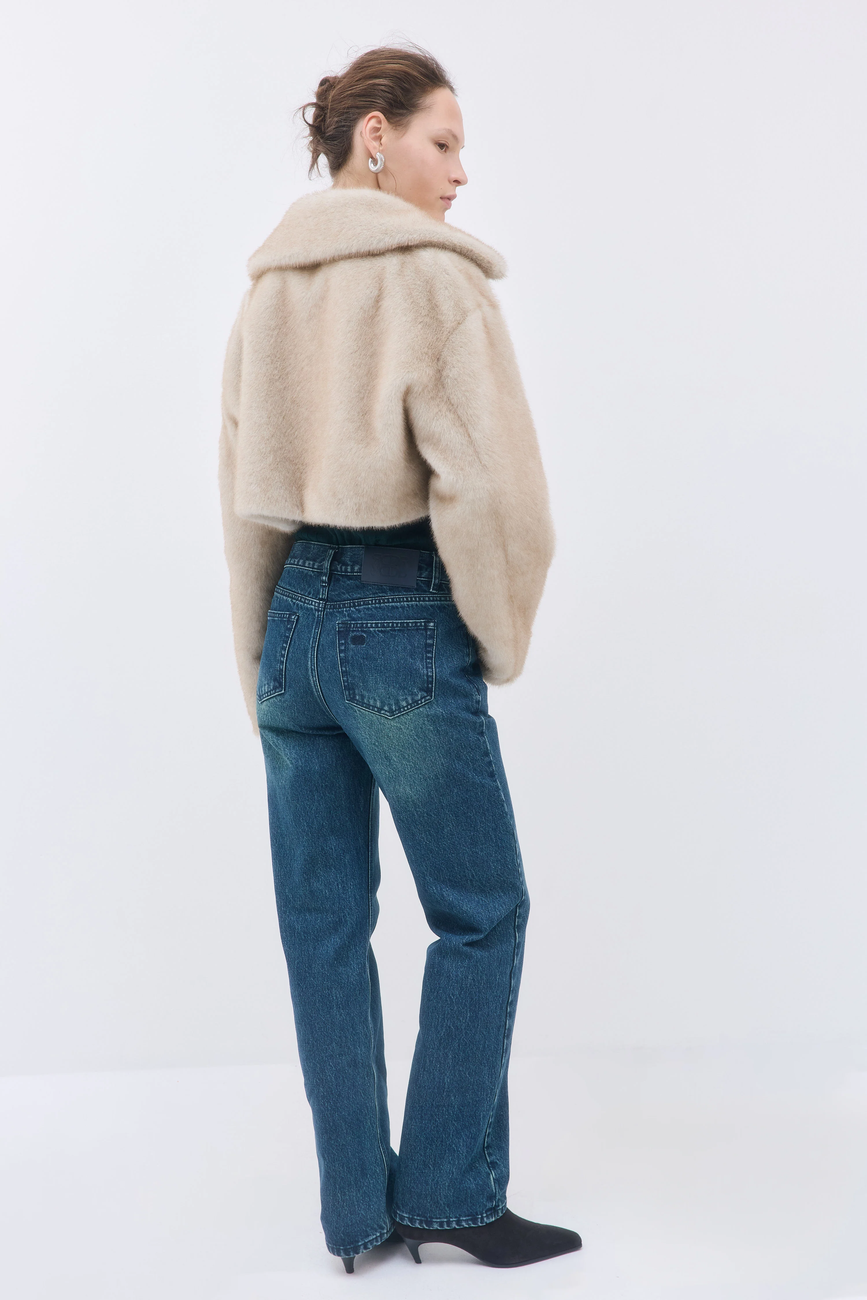 Faux Fur Cropped Coat - Image 5