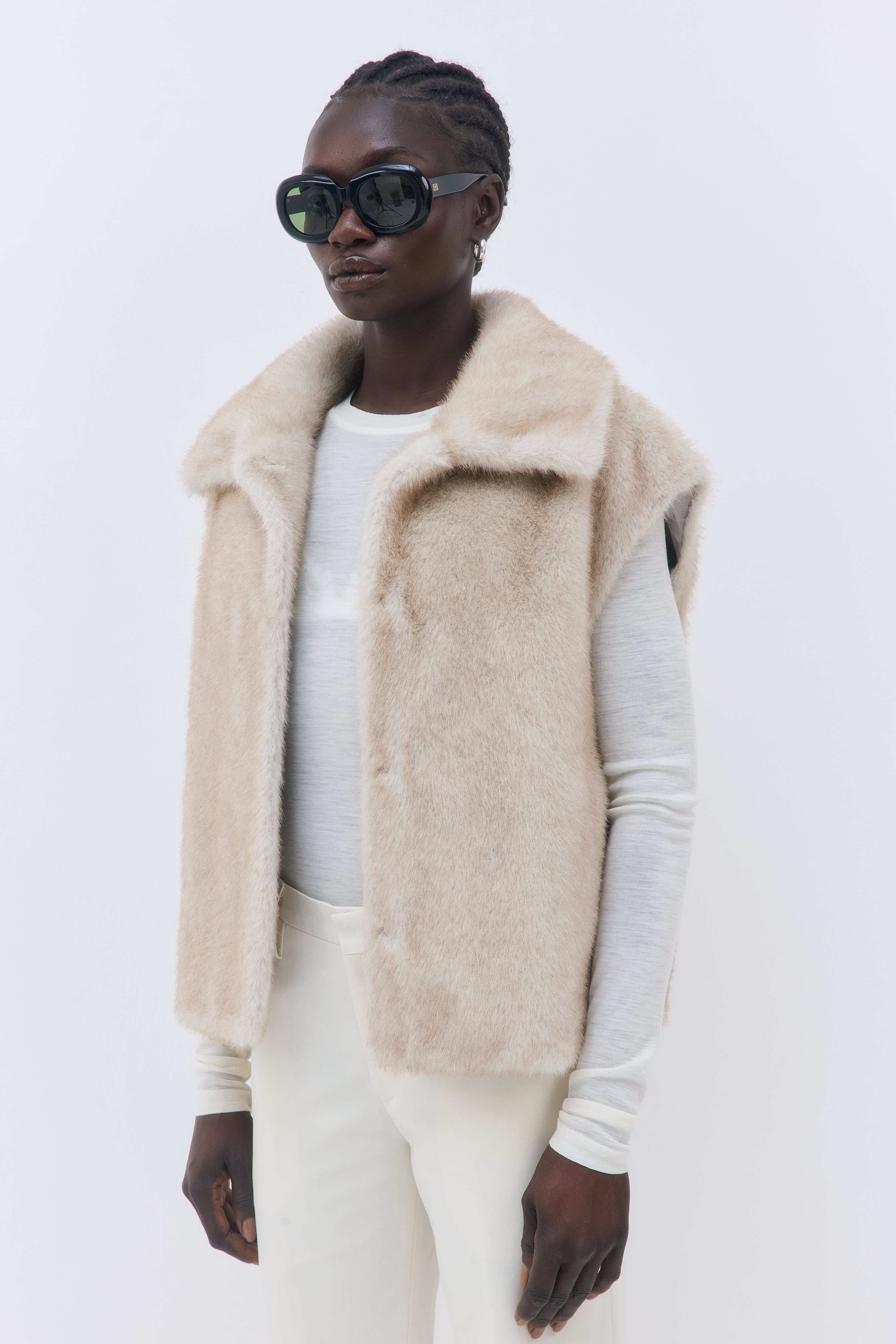 Faux Fur Vest - Image 5