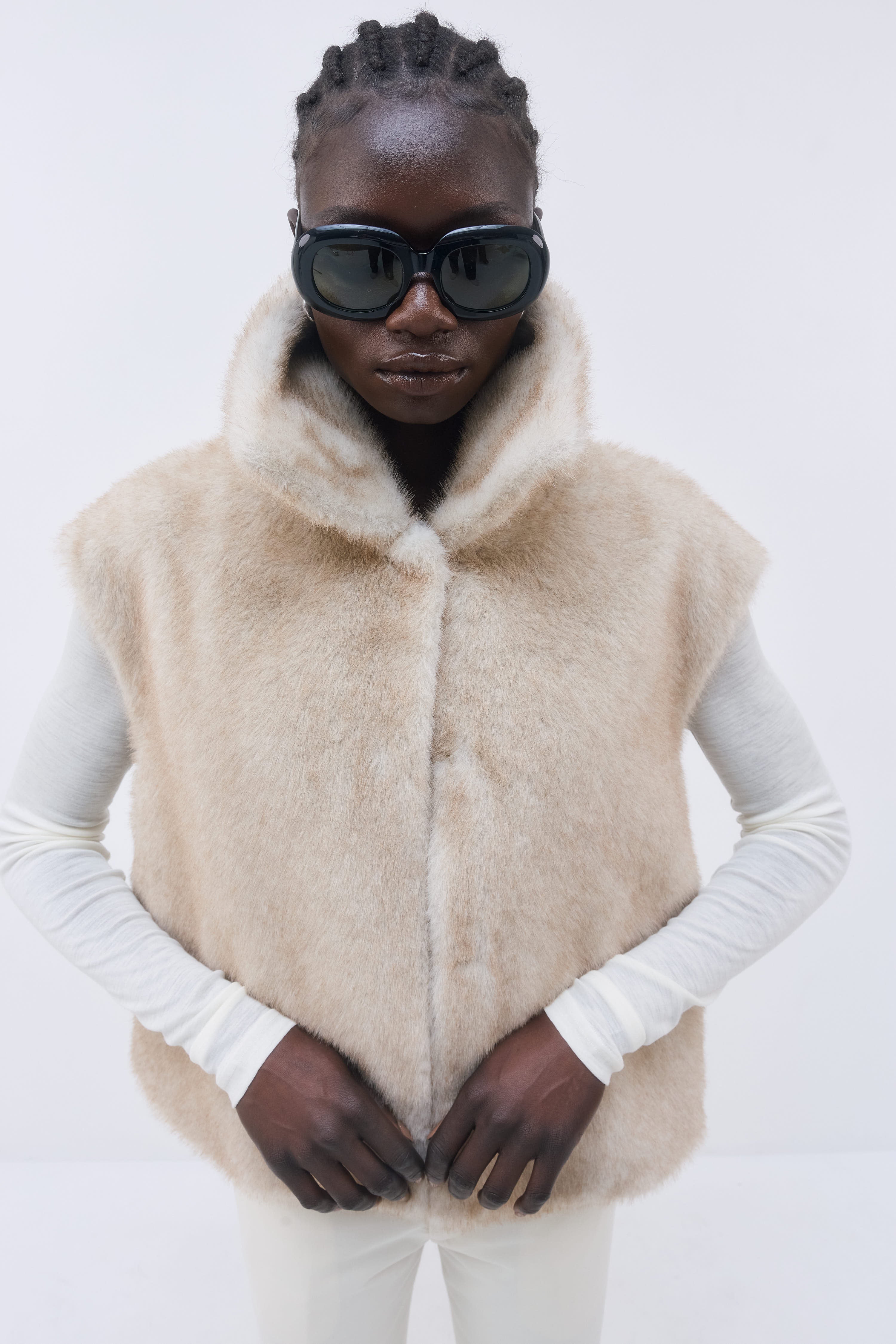Faux Fur Vest - Image 7
