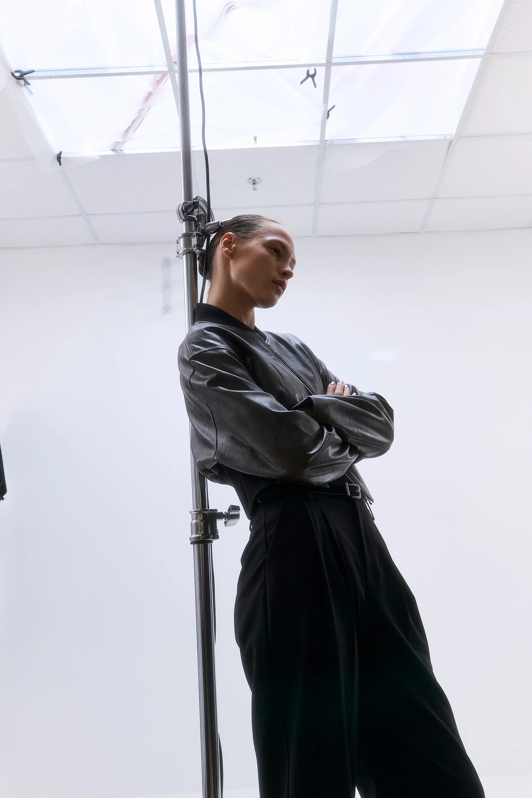 Cropped Vegan Leather Bomber Jacket - Image 9