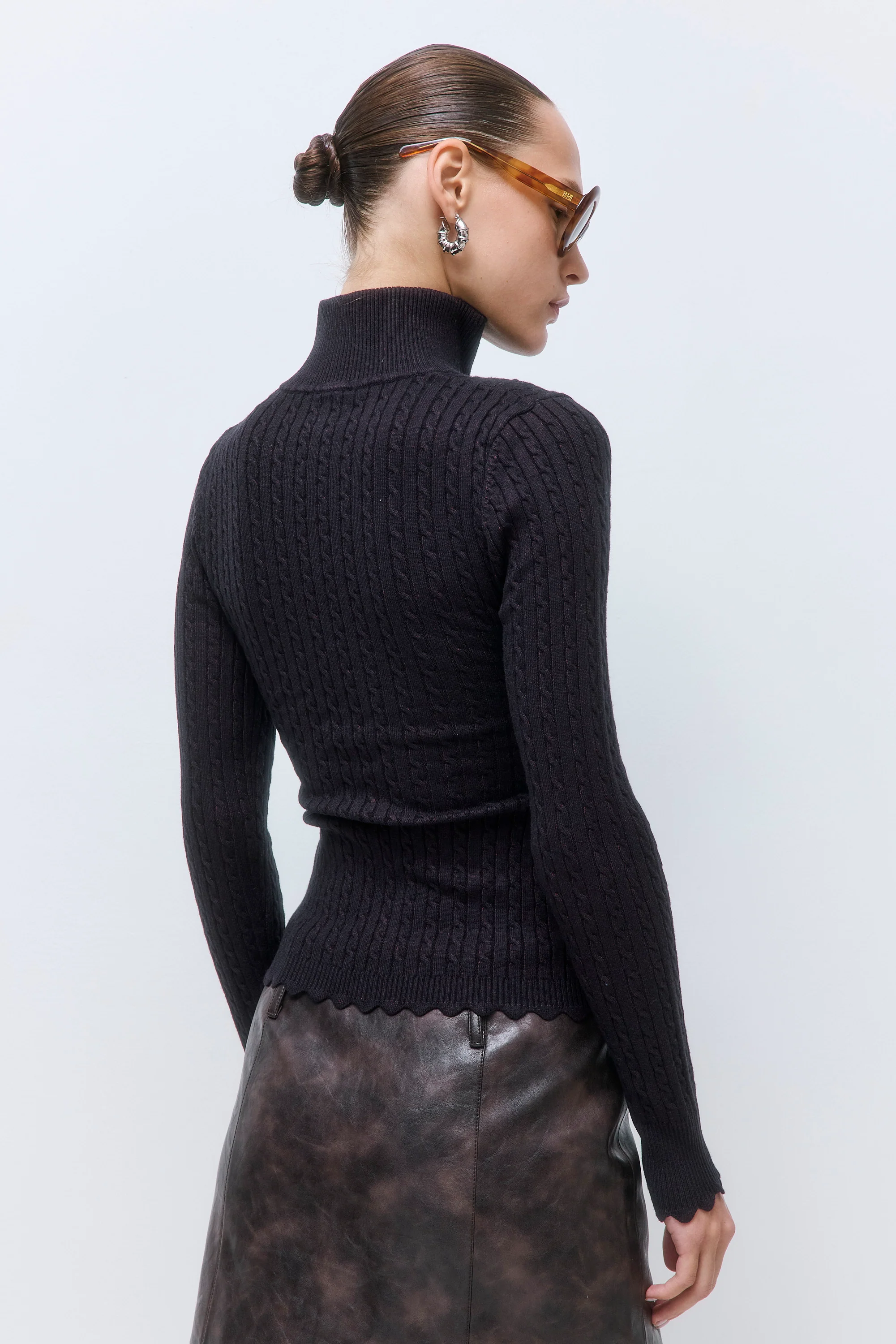 Fitted Cable Knit Cardigan - Image 5