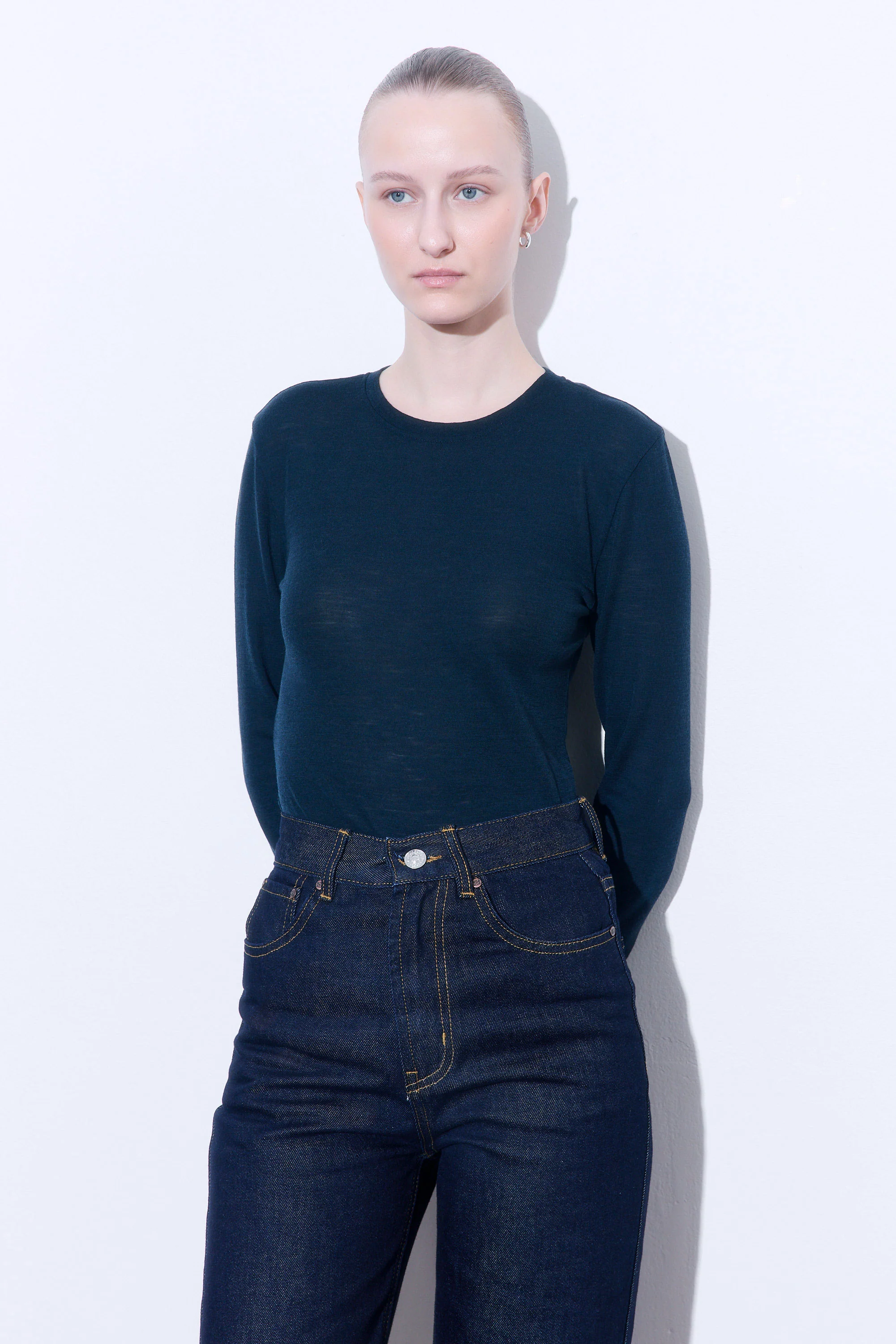 Fitted Thin Wool Long Sleeve