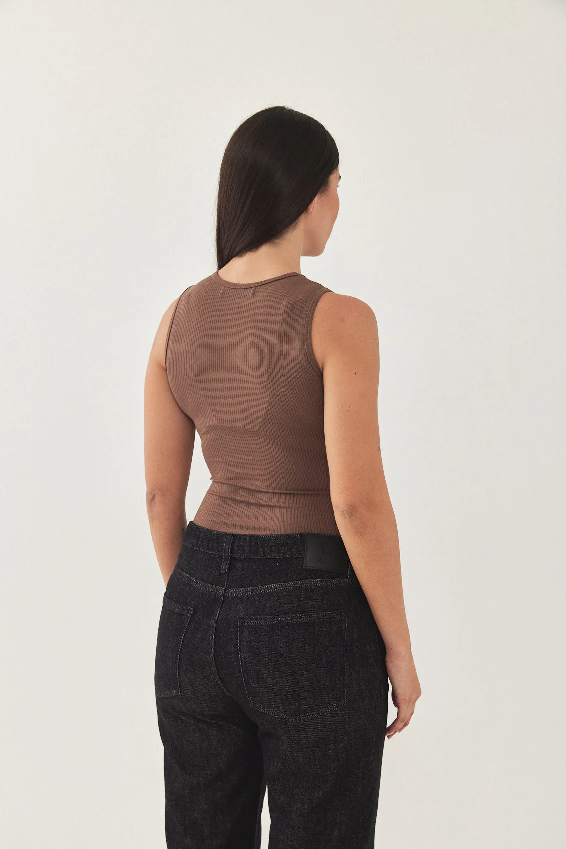 Frontal Cut Out Ribbed Tank Top - Image 5