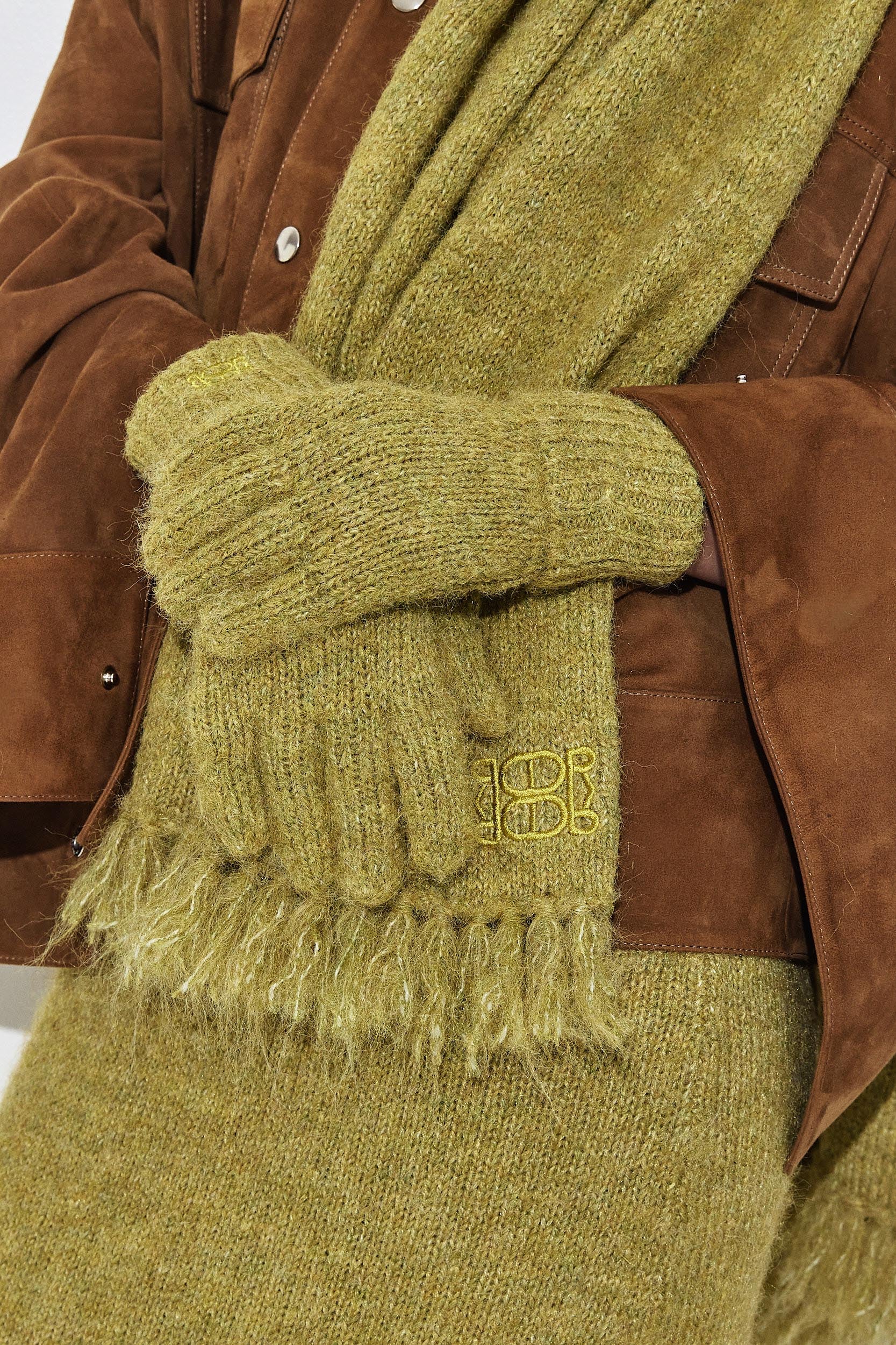 Fuzzy Gloves - Image 4