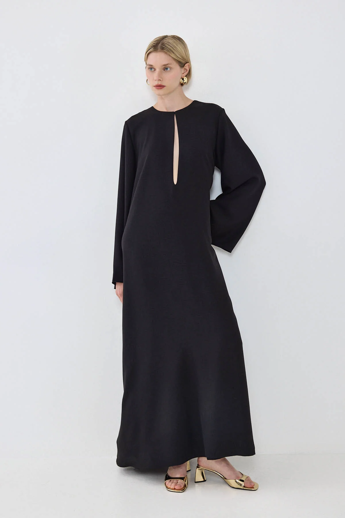 Gallabia Maxi Dress - Image 3