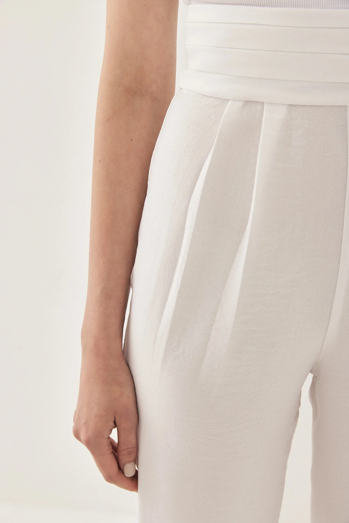 High Waisted Pleated Trousers - Image 7