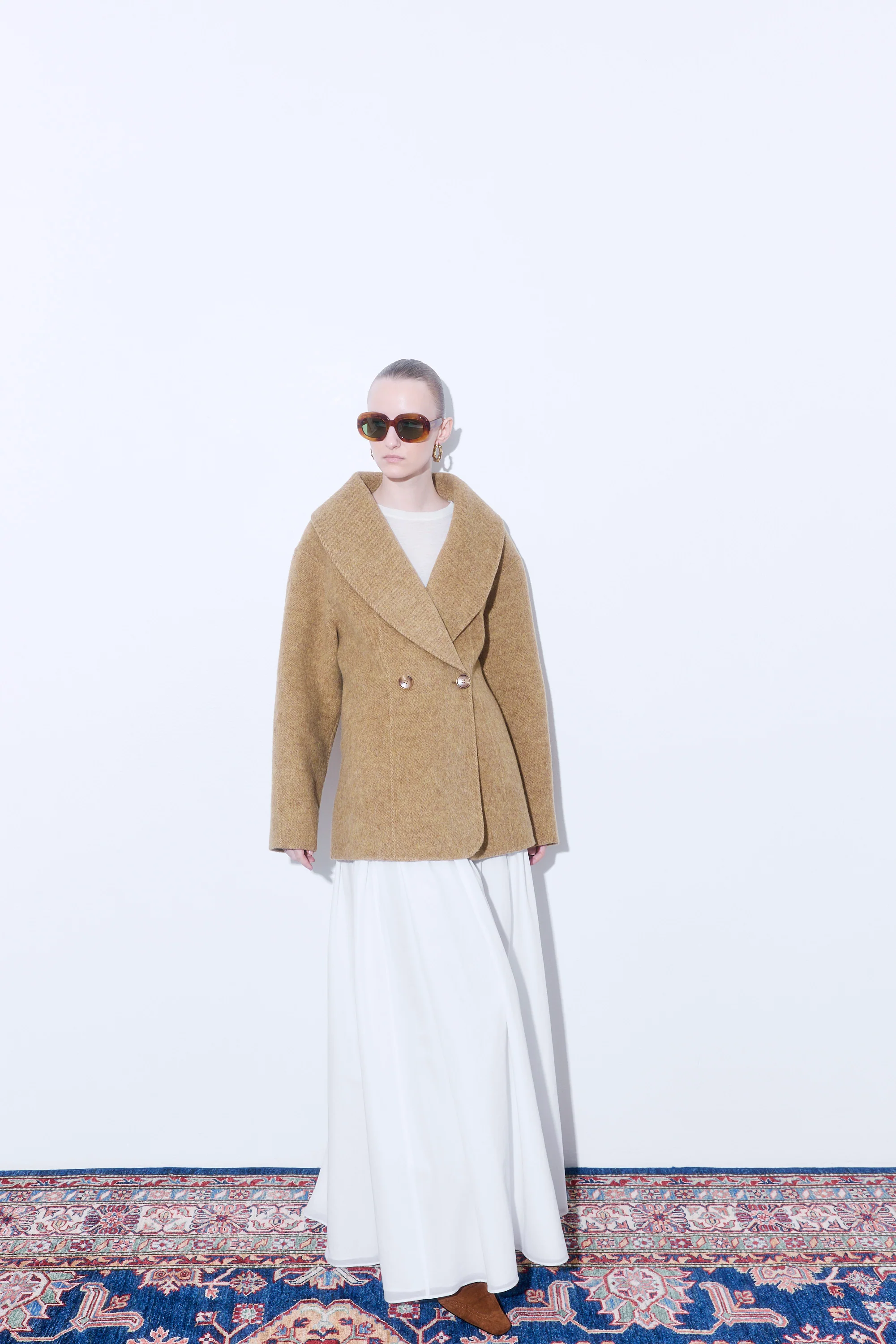 Hourglass Double Wool Coat - Image 3