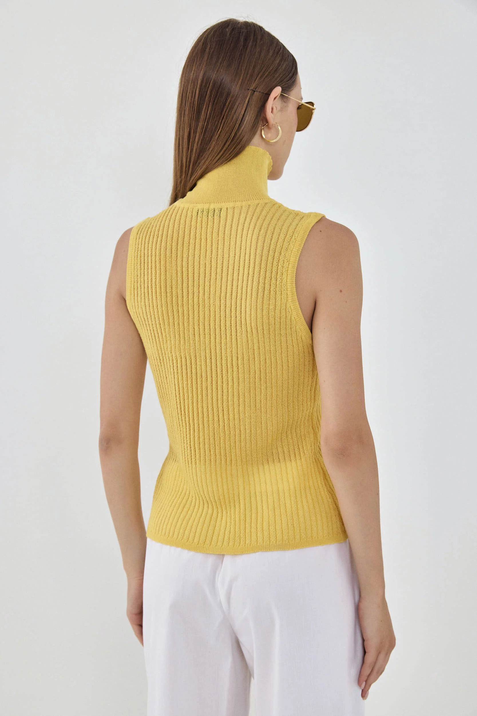 Knit Sleeveless Turtleneck Top - Image 5