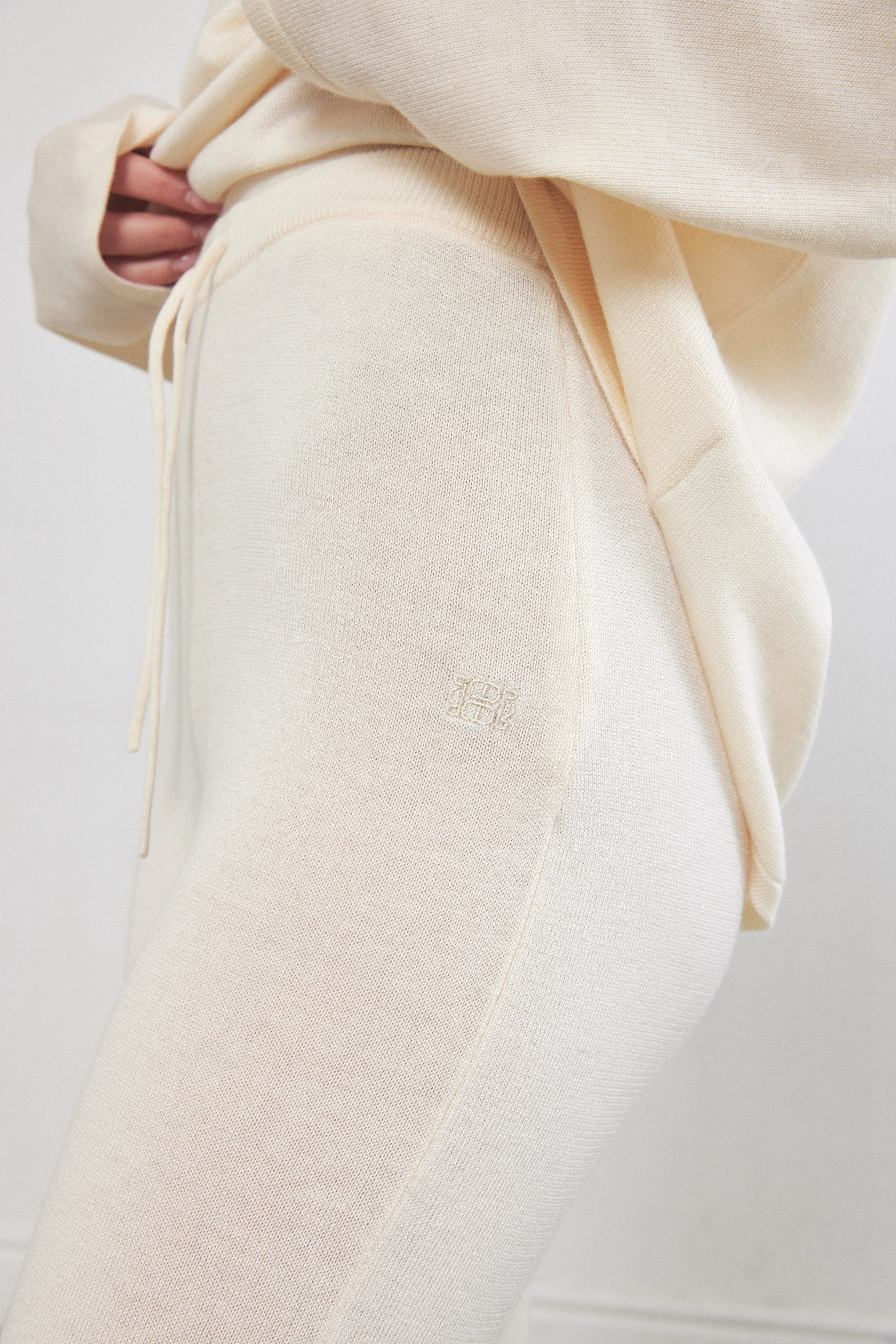 Knitted Flowy Pants - Image 4