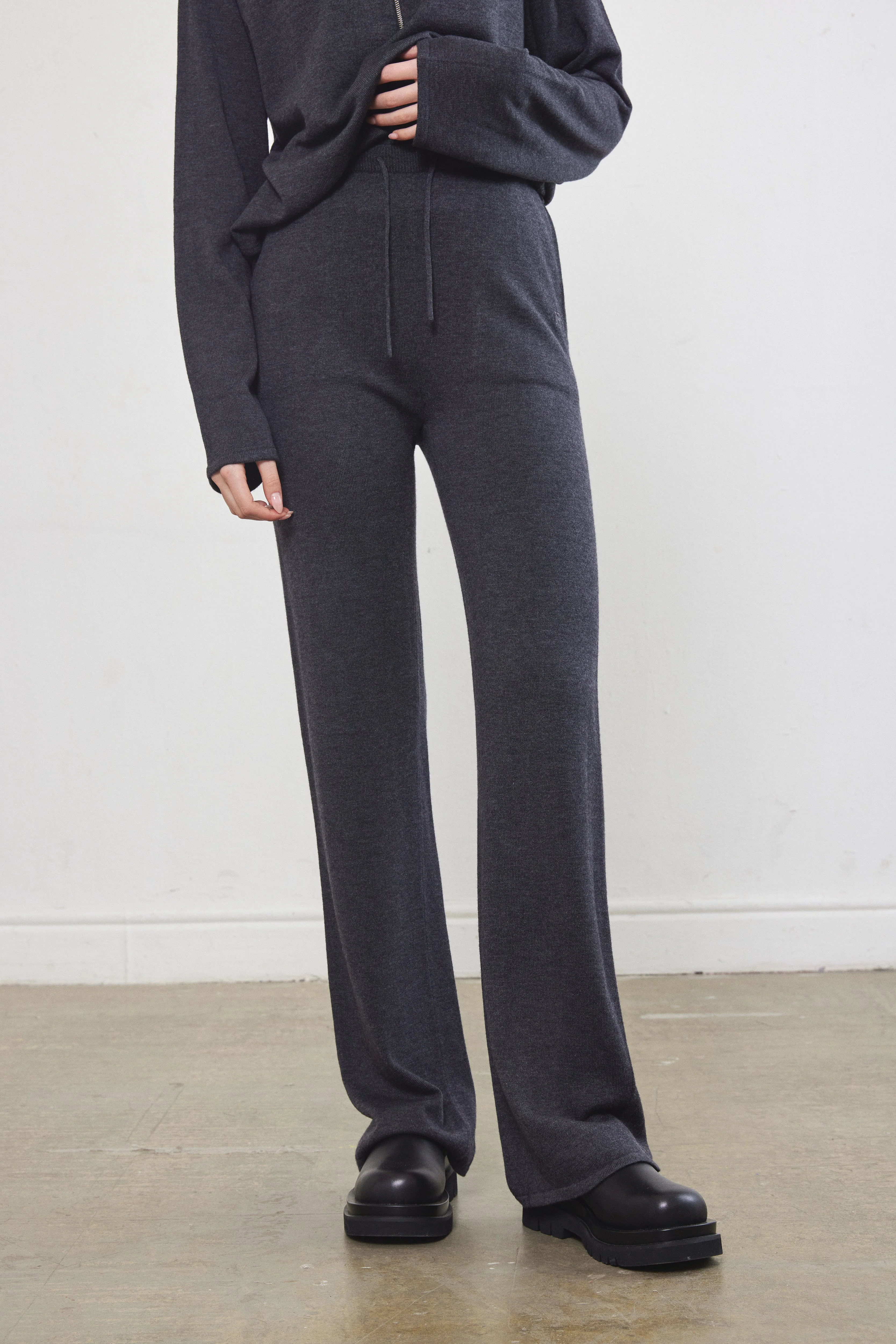 Knitted Flowy Pants - Image 2