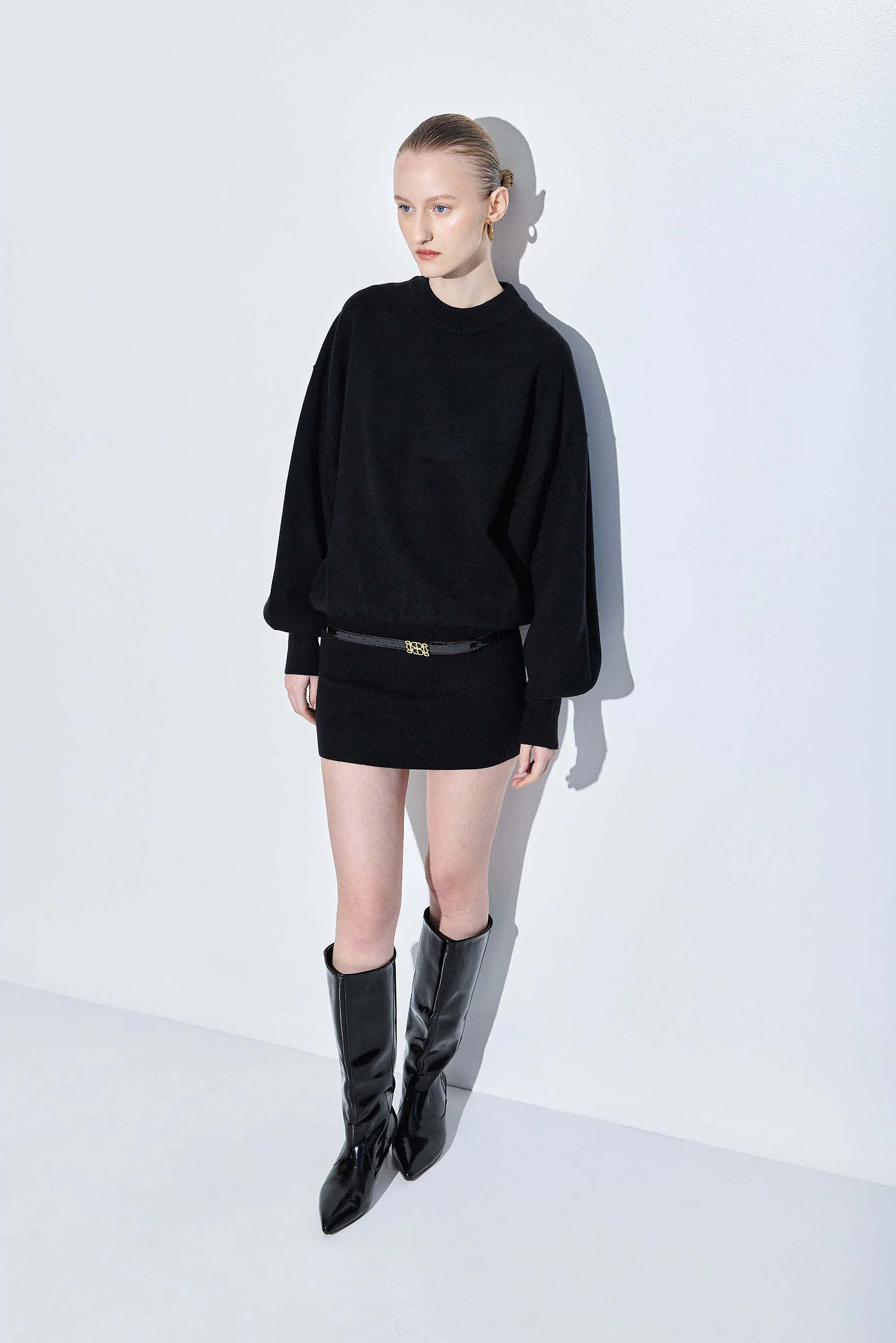 Knitted Long Sleeved Volume Dress - Image 3