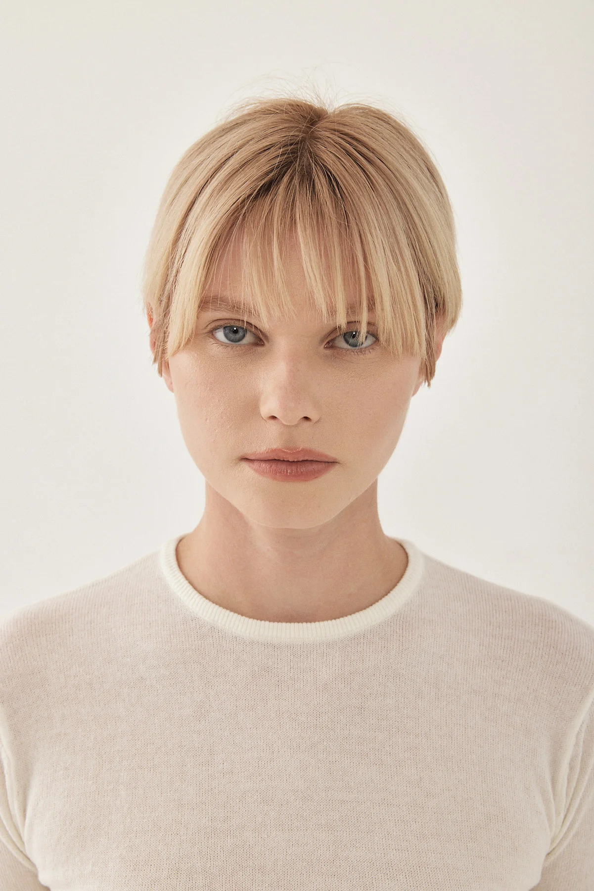Knitted  Mid Sleeve T Shirt - Image 7