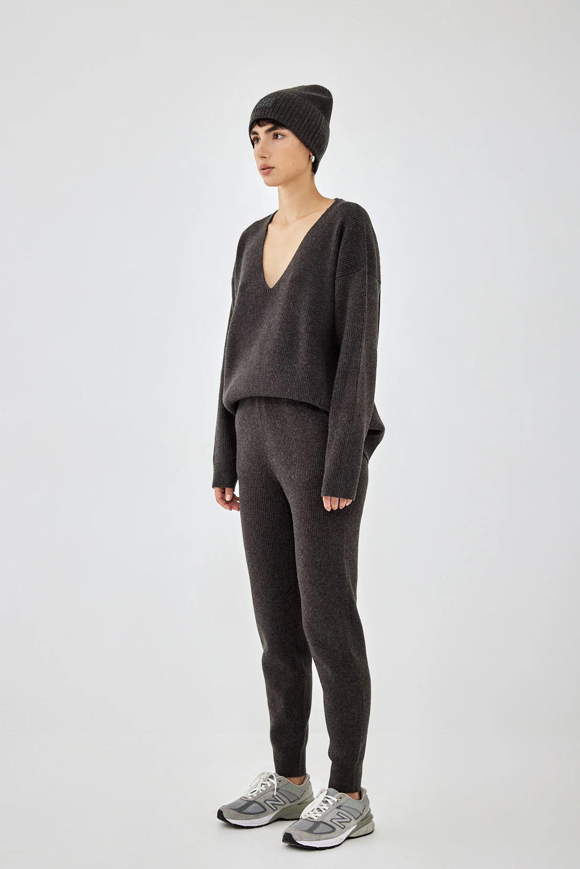 Knitted Ribbed Jogger - Image 4