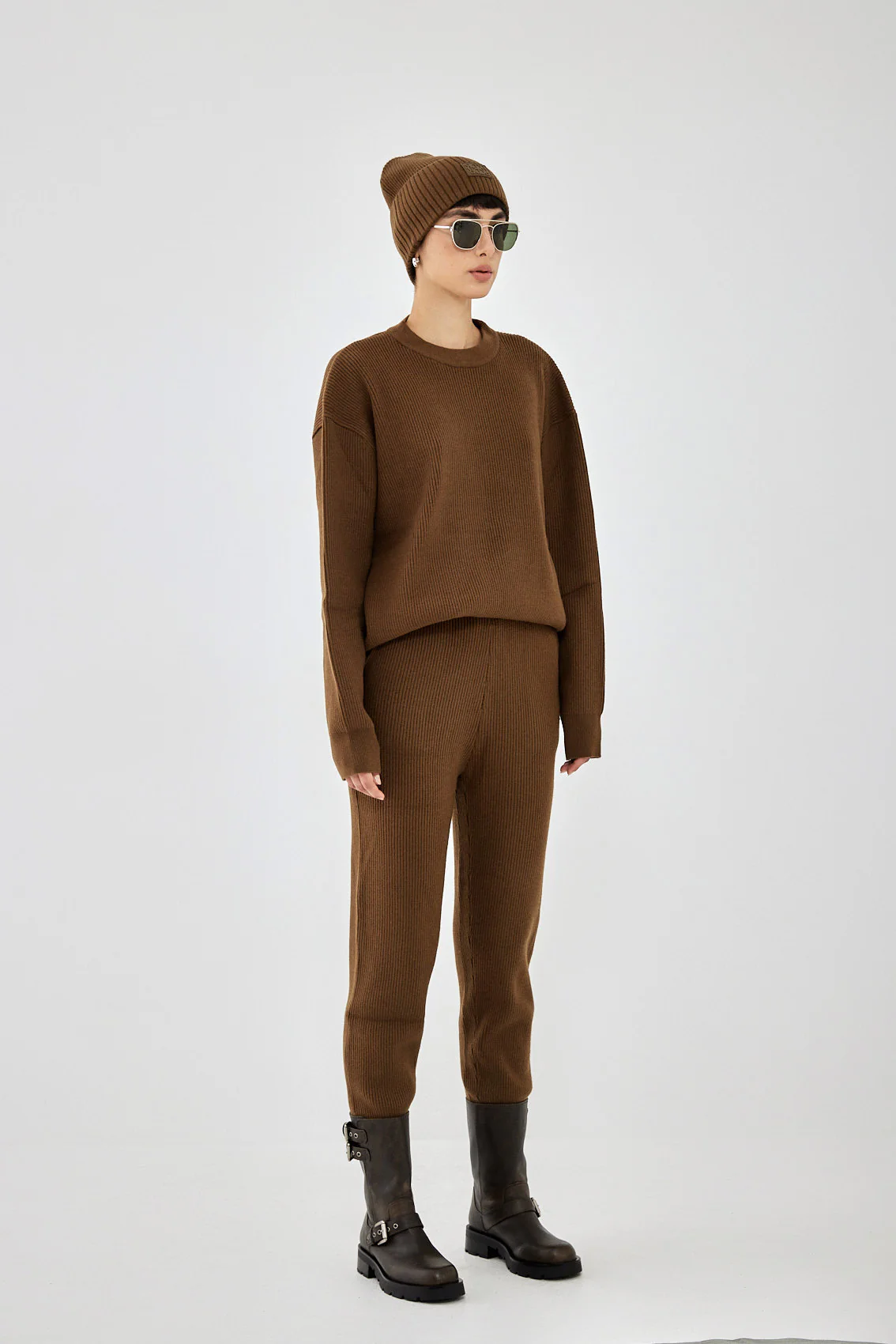 Knitted Ribbed Jogger - Image 4