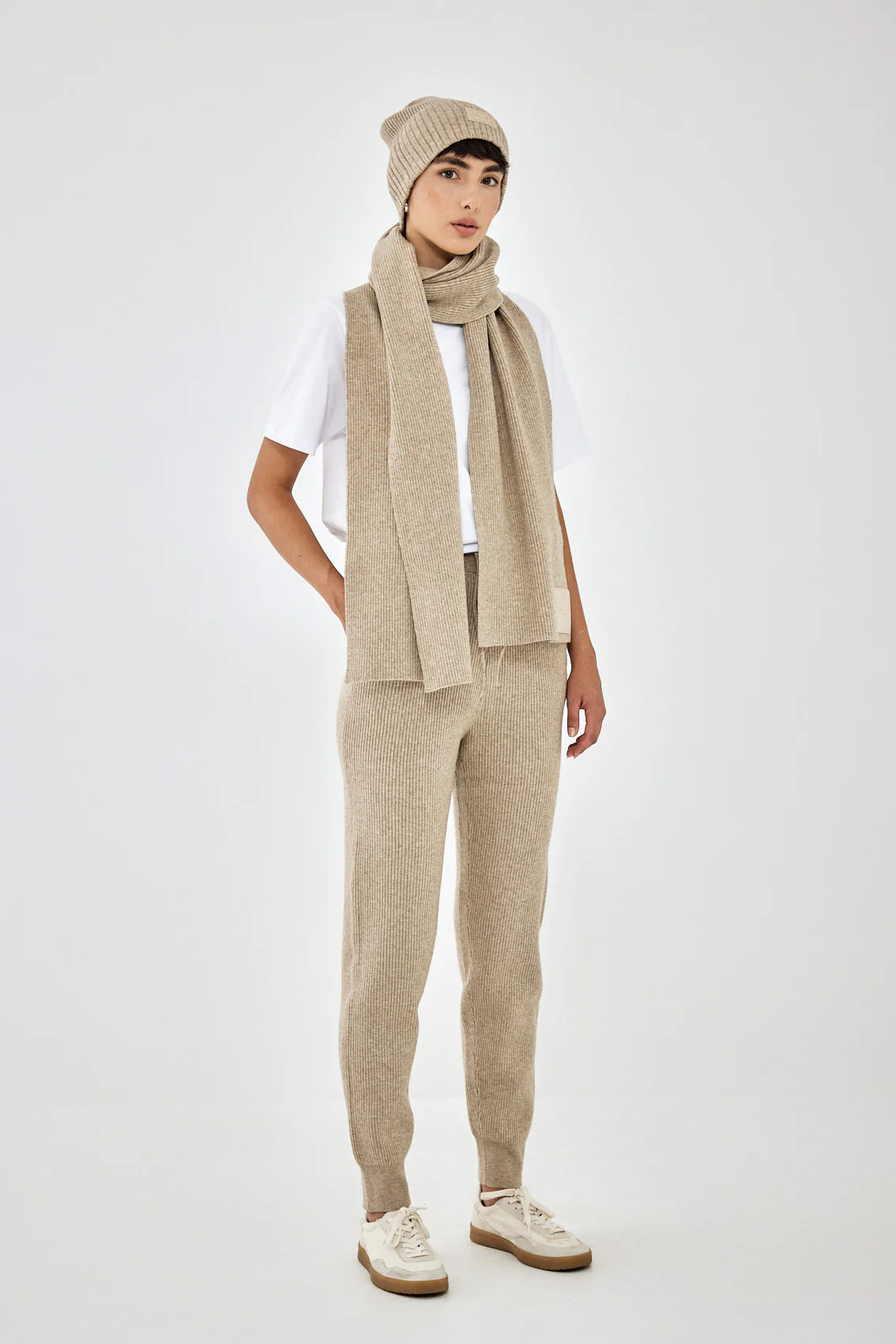 Knitted Ribbed Jogger - Image 4