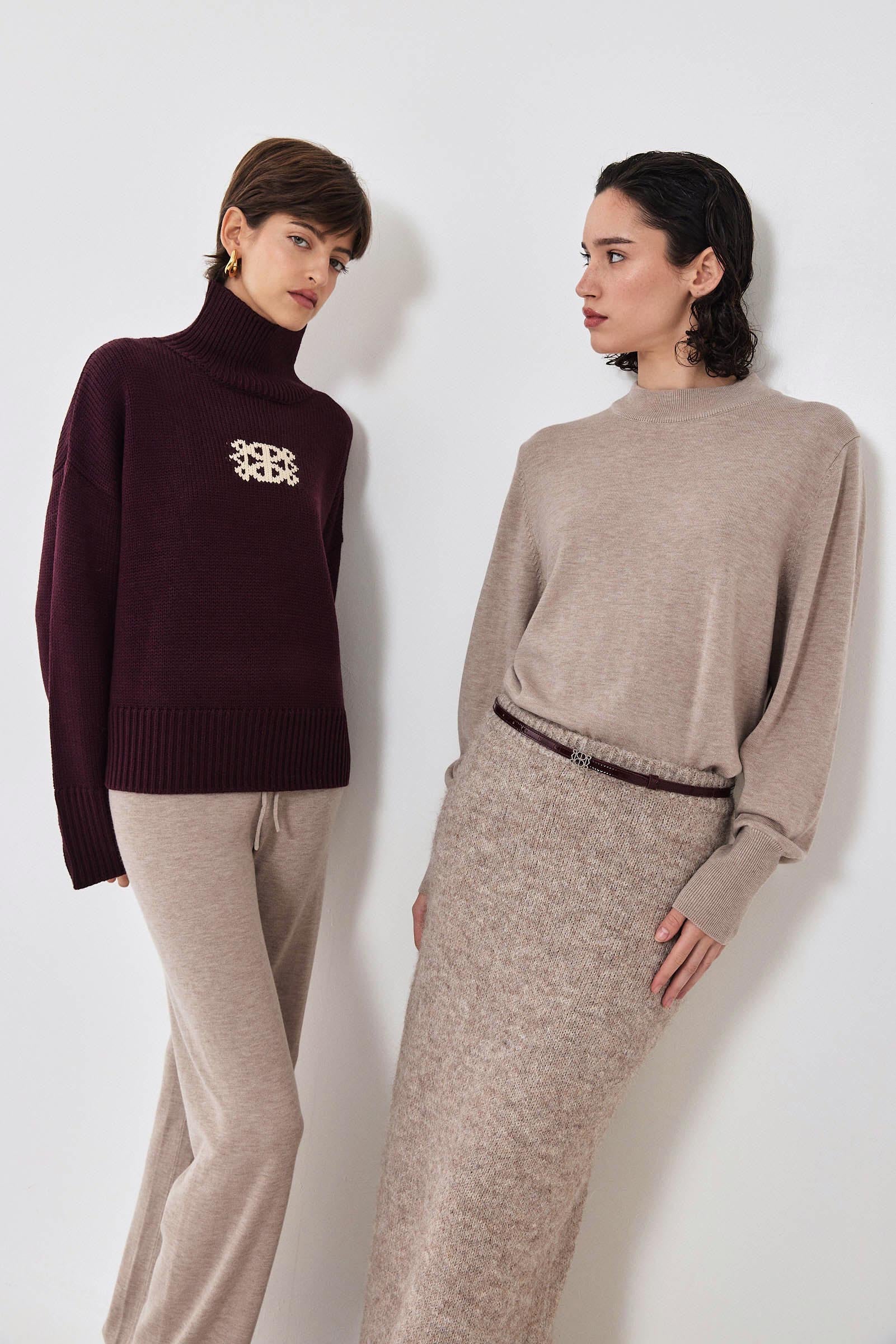 Light Knitted Mockneck - Image 7
