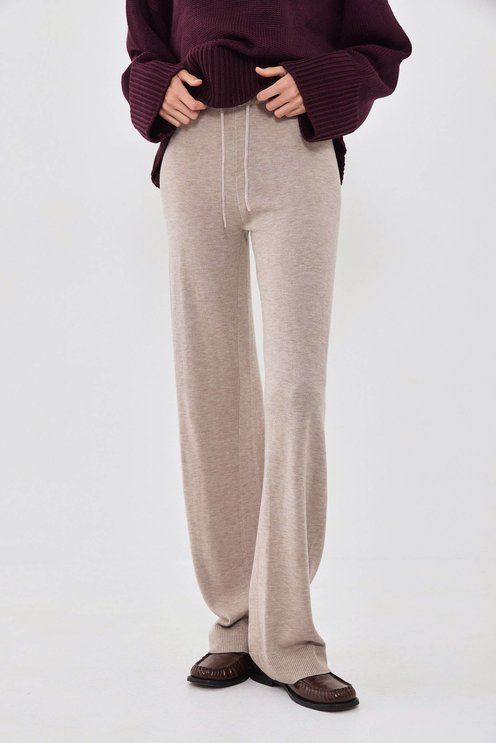Light Knitted Pants - Image 2