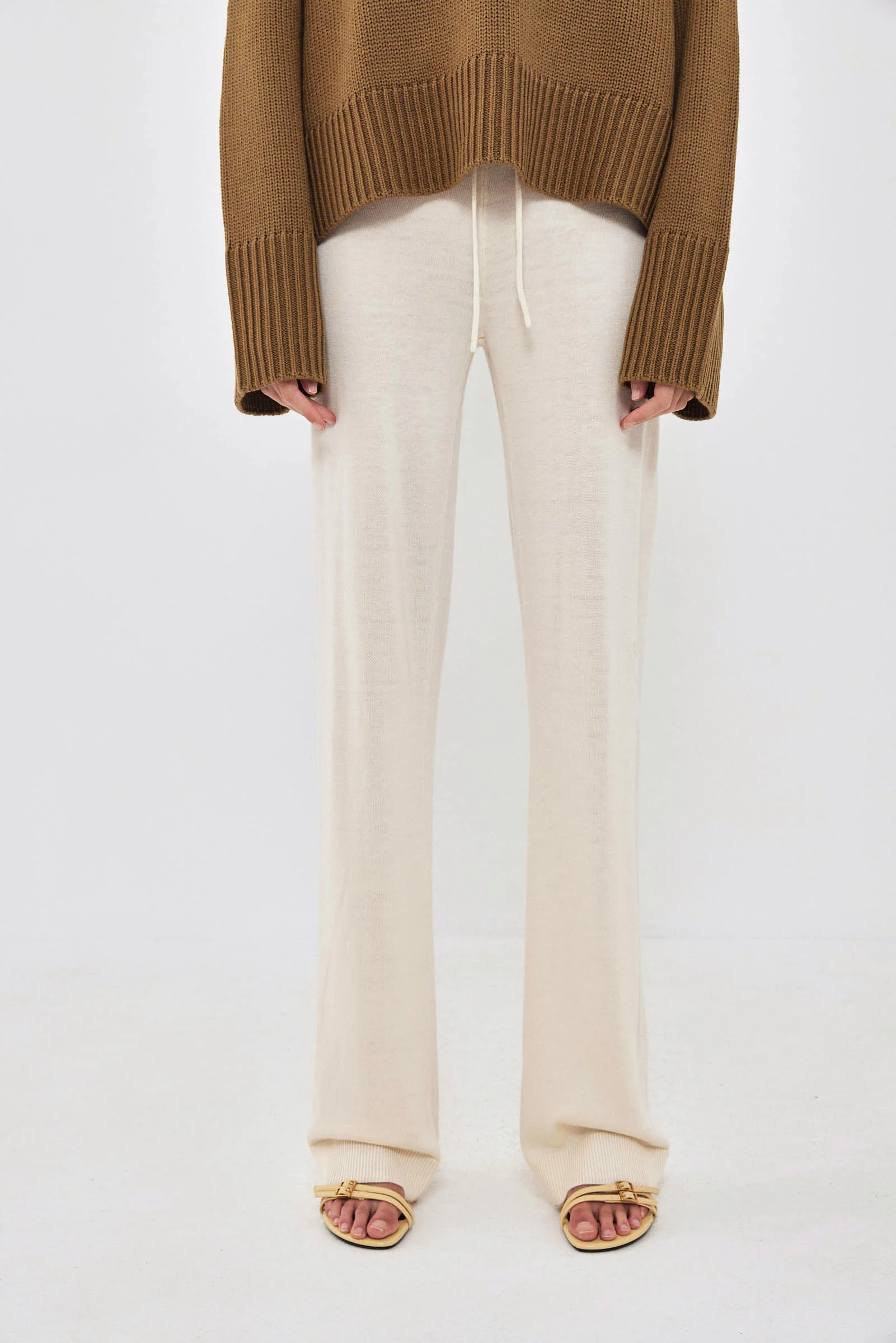 Light Knitted Pants - Image 2