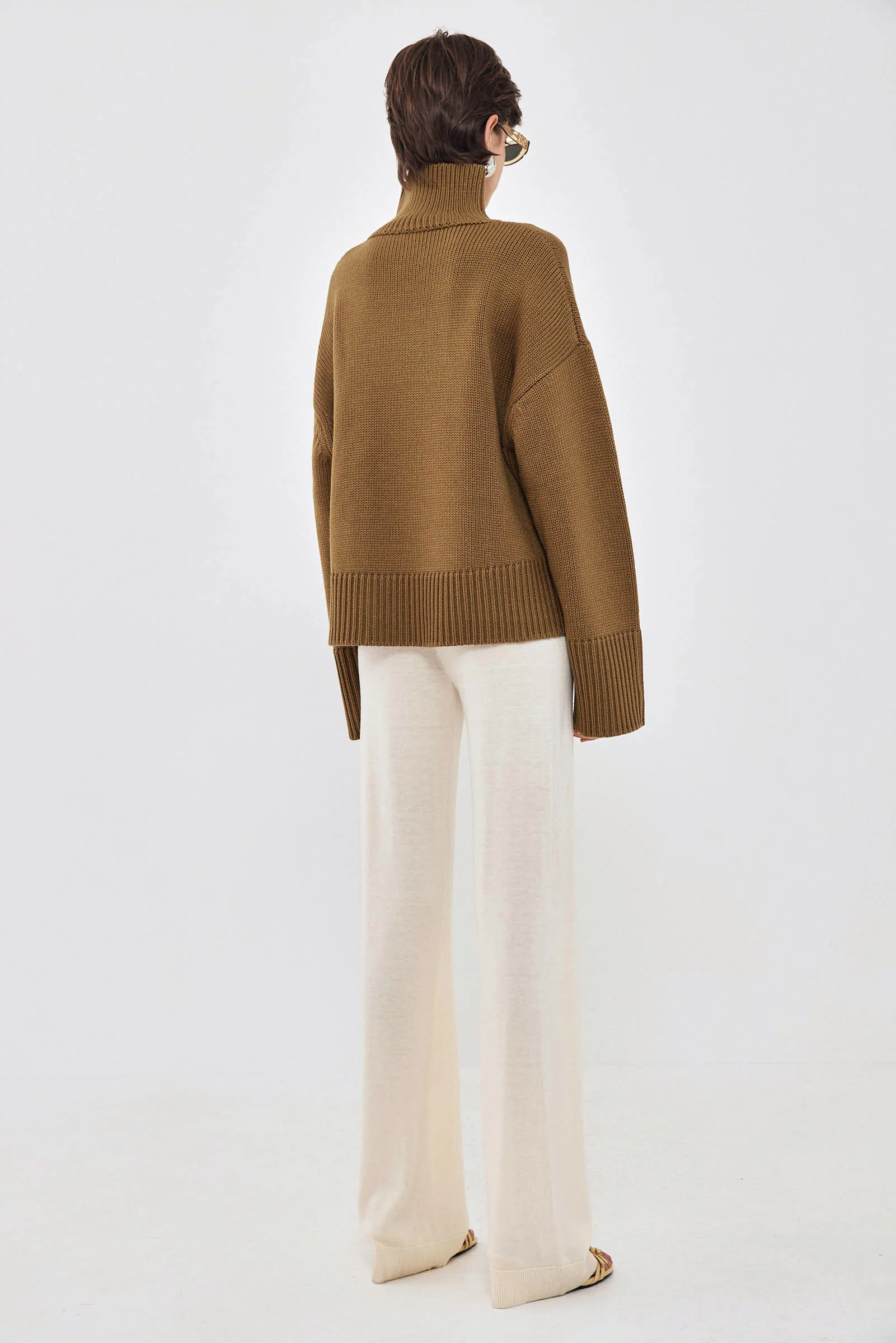 Light Knitted Pants - Image 5