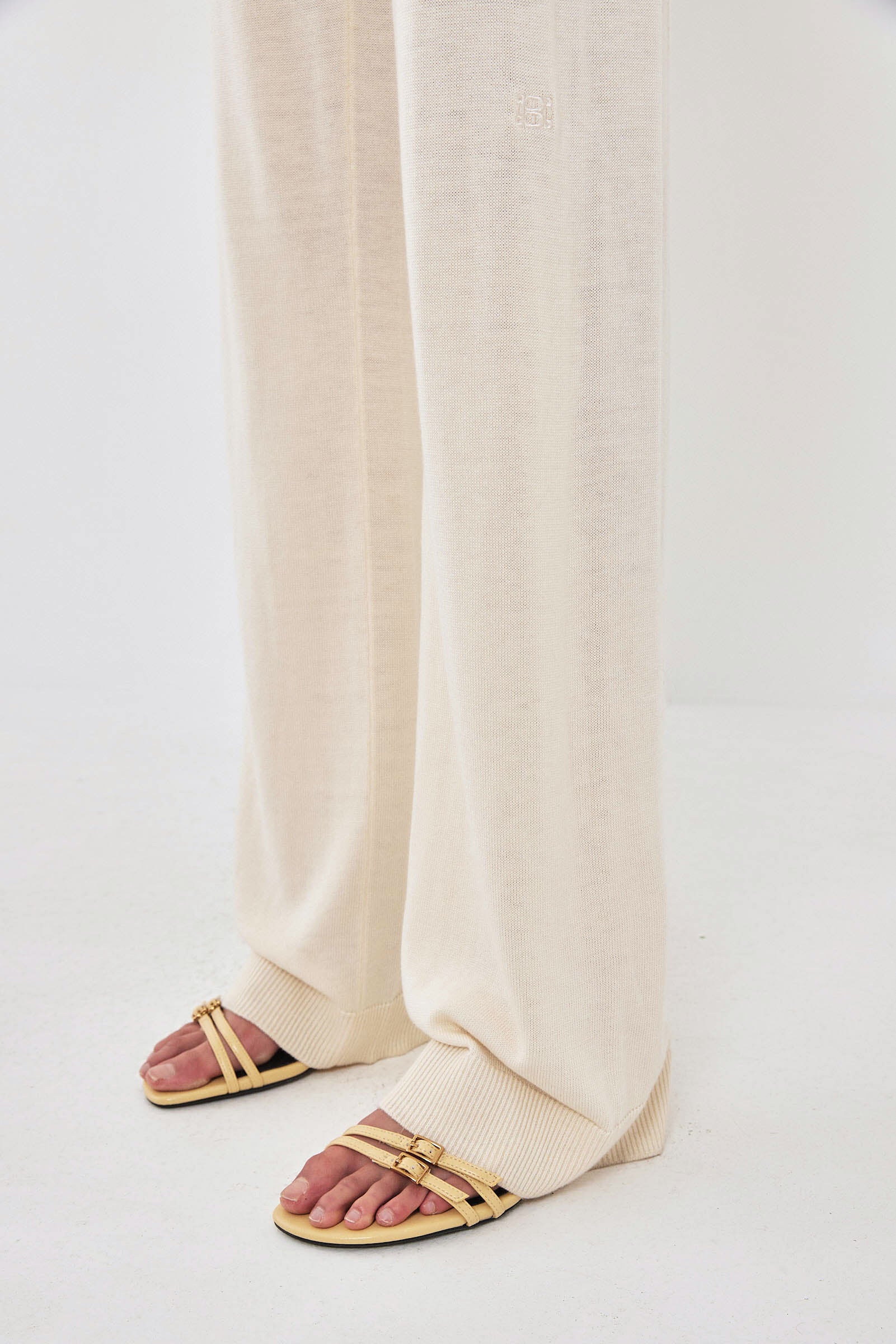 Light Knitted Pants - Image 6